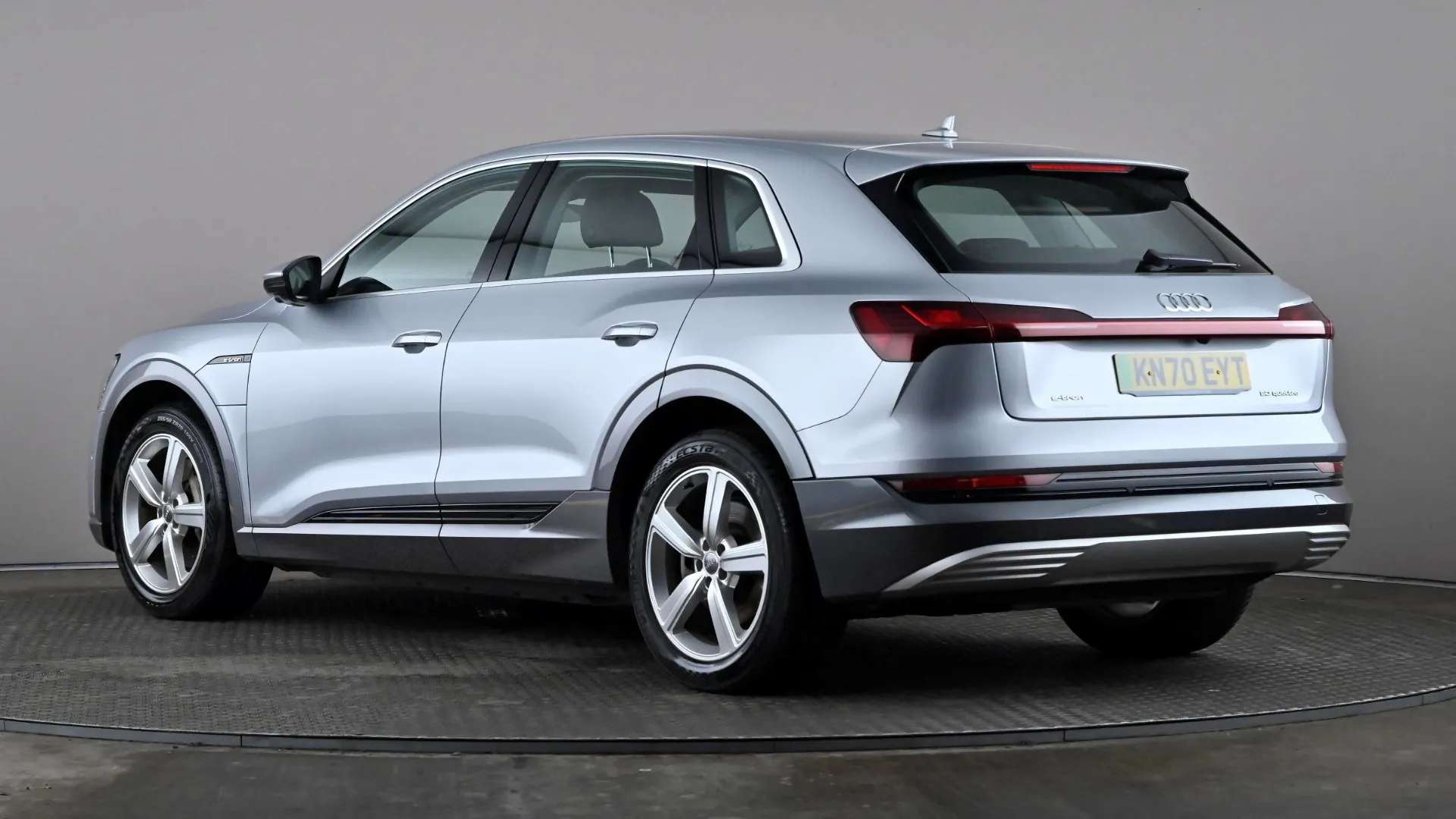 A 2020 AUDI E-TRON 230kW 50 Quattro 71kWh Technik Auto A 2020 AUDI E-TRON 230kW 50 Quattro 71kWh Technik Auto