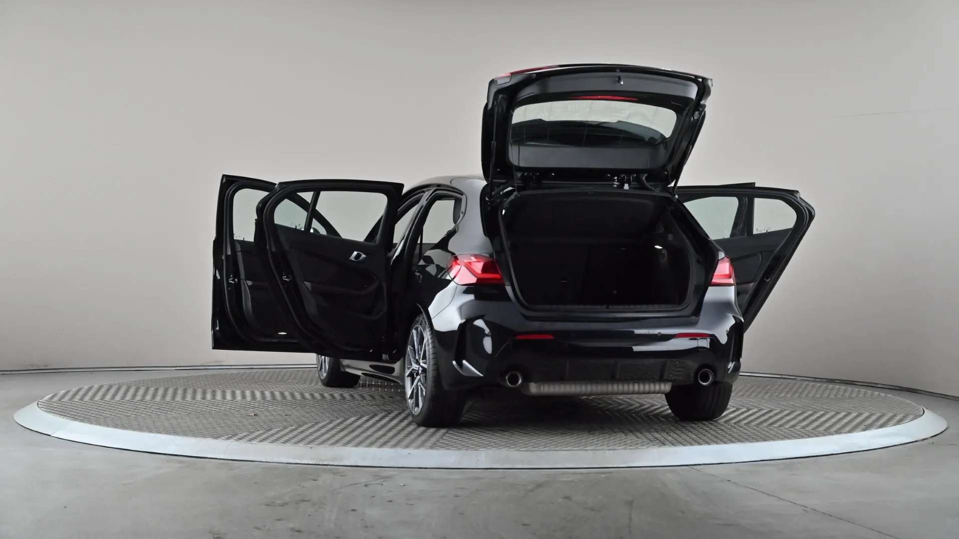 2022 BMW 1 SERIES 2022 BMW 1 SERIES