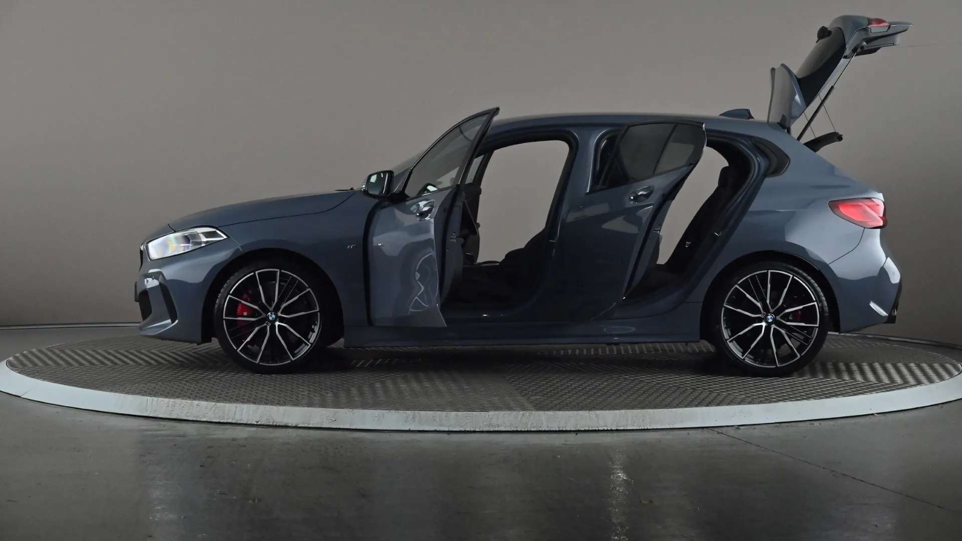 2021 BMW 1 SERIES 2021 BMW 1 SERIES