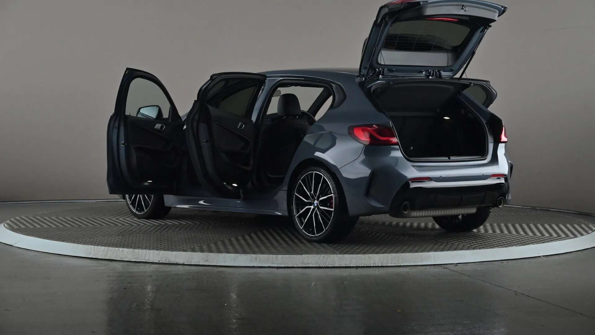 2021 BMW 1 SERIES 2021 BMW 1 SERIES