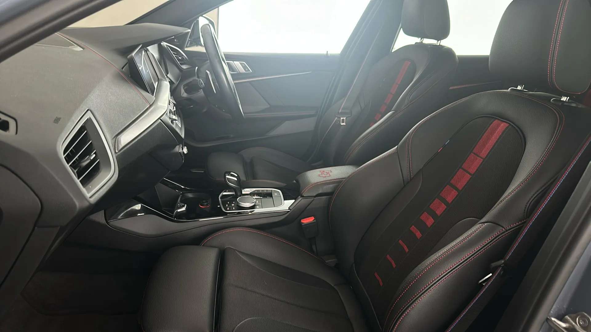 2021 BMW 1 SERIES 2021 BMW 1 SERIES