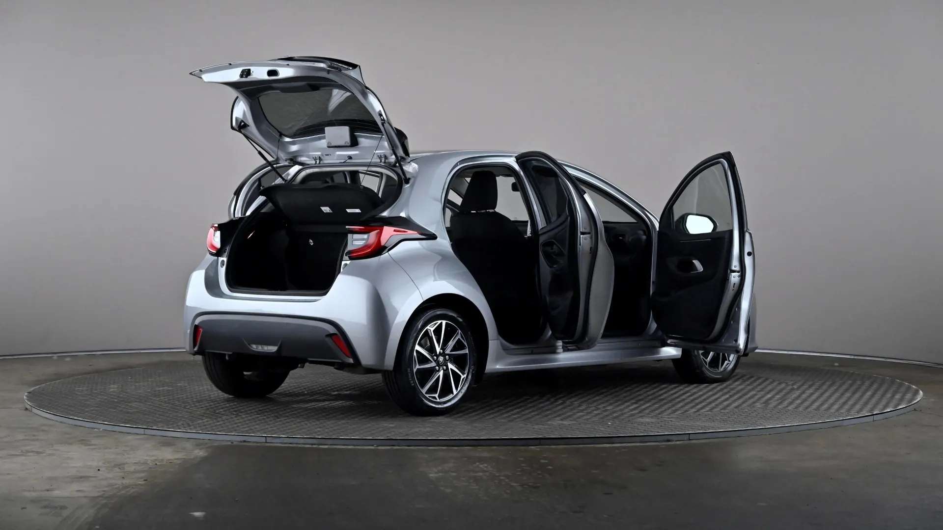 2023 TOYOTA YARIS 2023 TOYOTA YARIS