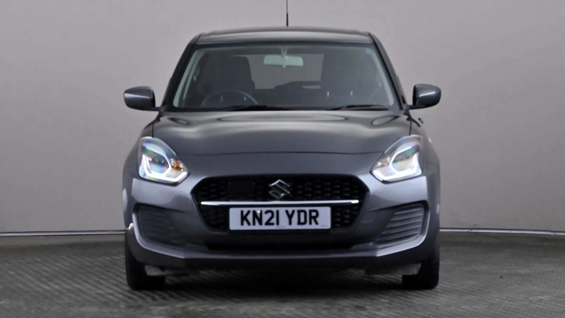 A 2021 SUZUKI SWIFT 1.2 Dualjet 83 12V Hybrid SZ-L A 2021 SUZUKI SWIFT 1.2 Dualjet 83 12V Hybrid SZ-L
