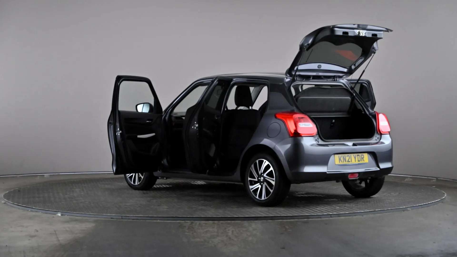 2021 SUZUKI SWIFT 2021 SUZUKI SWIFT