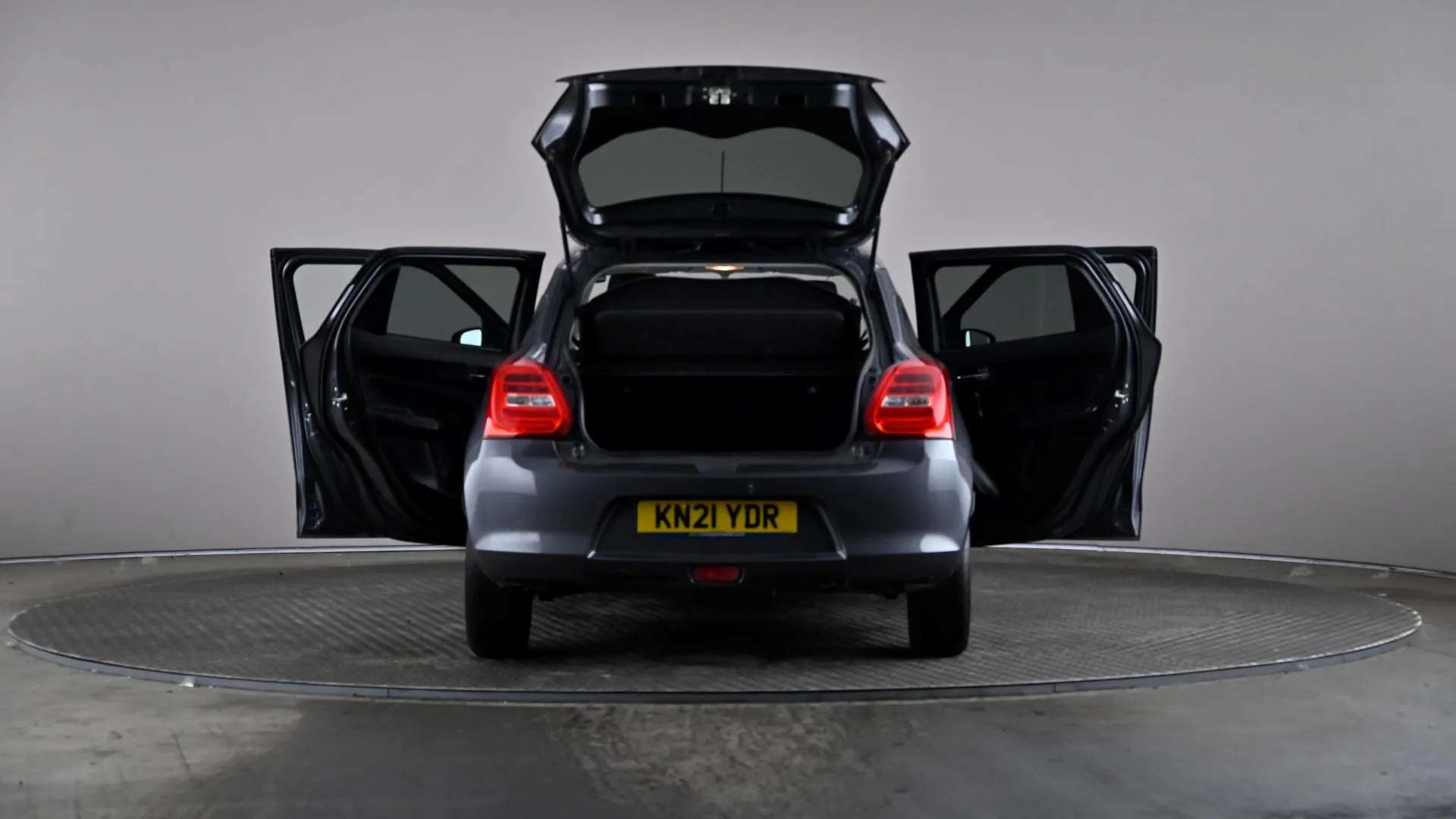 2021 SUZUKI SWIFT 2021 SUZUKI SWIFT