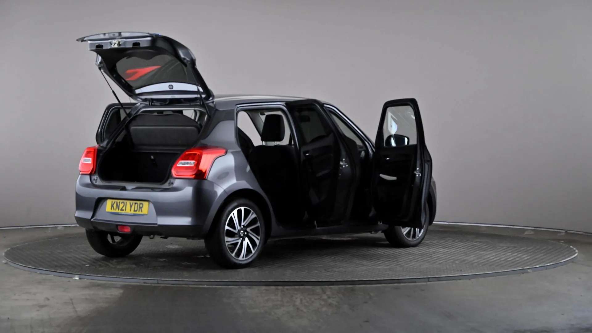 2021 SUZUKI SWIFT 2021 SUZUKI SWIFT