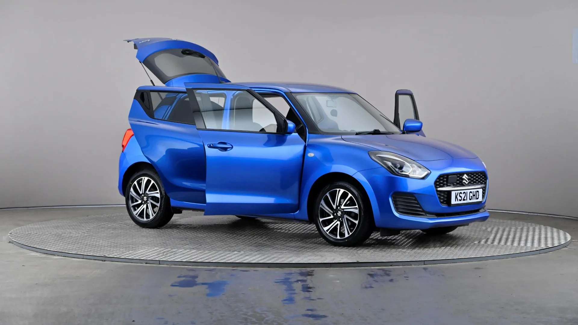2021 SUZUKI SWIFT 2021 SUZUKI SWIFT