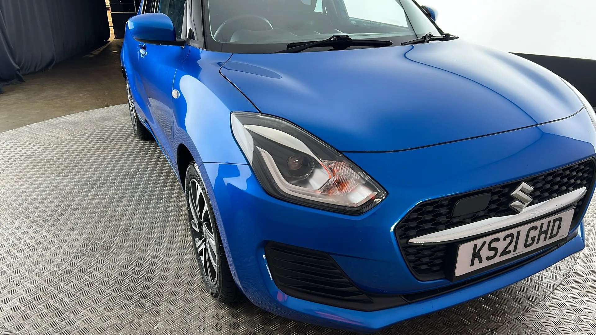 2021 SUZUKI SWIFT 2021 SUZUKI SWIFT