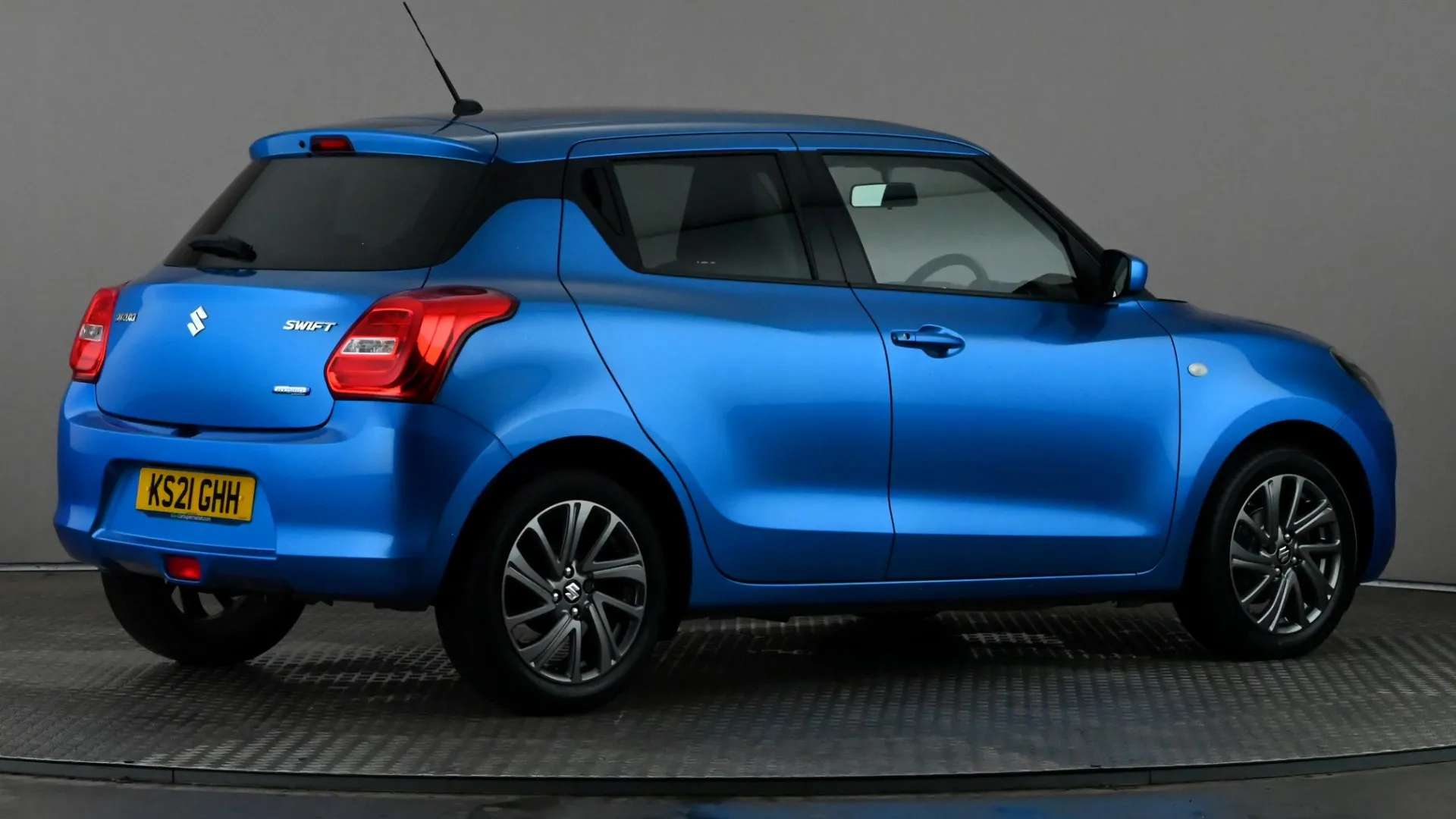 2021 SUZUKI SWIFT 2021 SUZUKI SWIFT