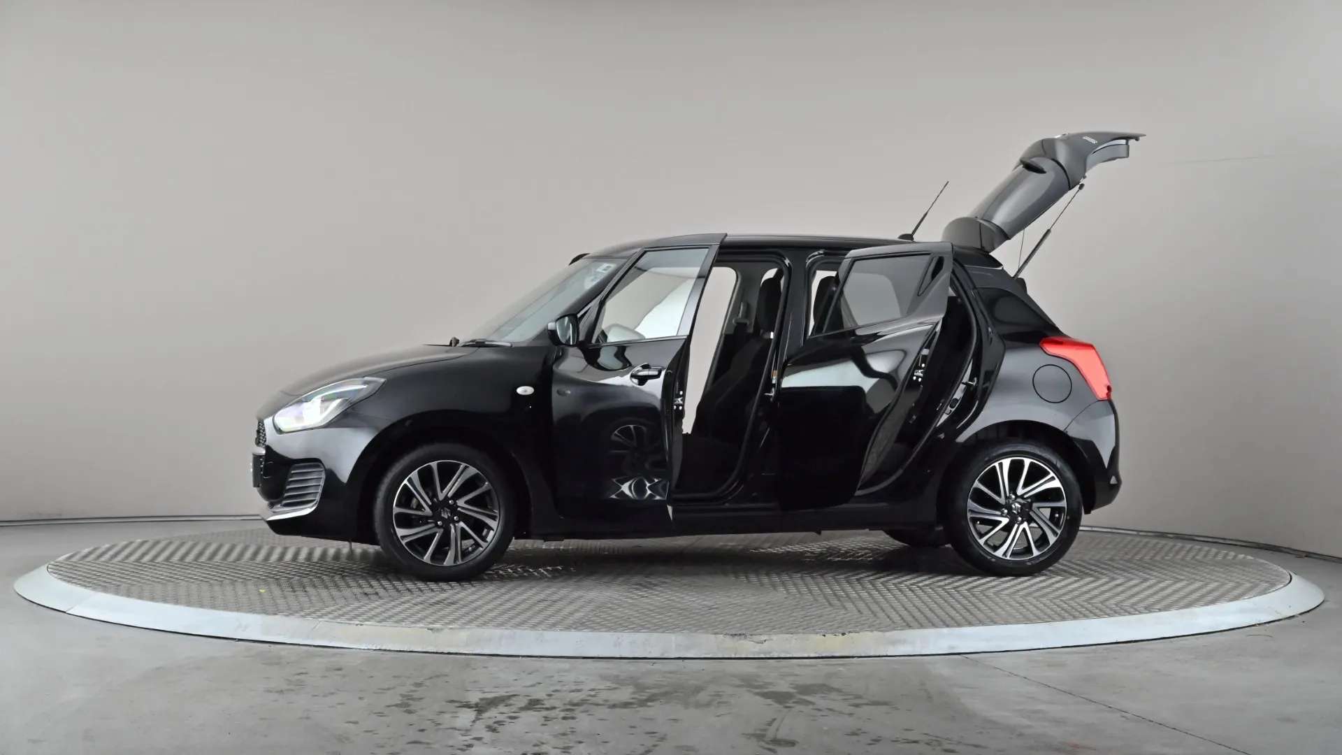 2022 SUZUKI SWIFT 2022 SUZUKI SWIFT