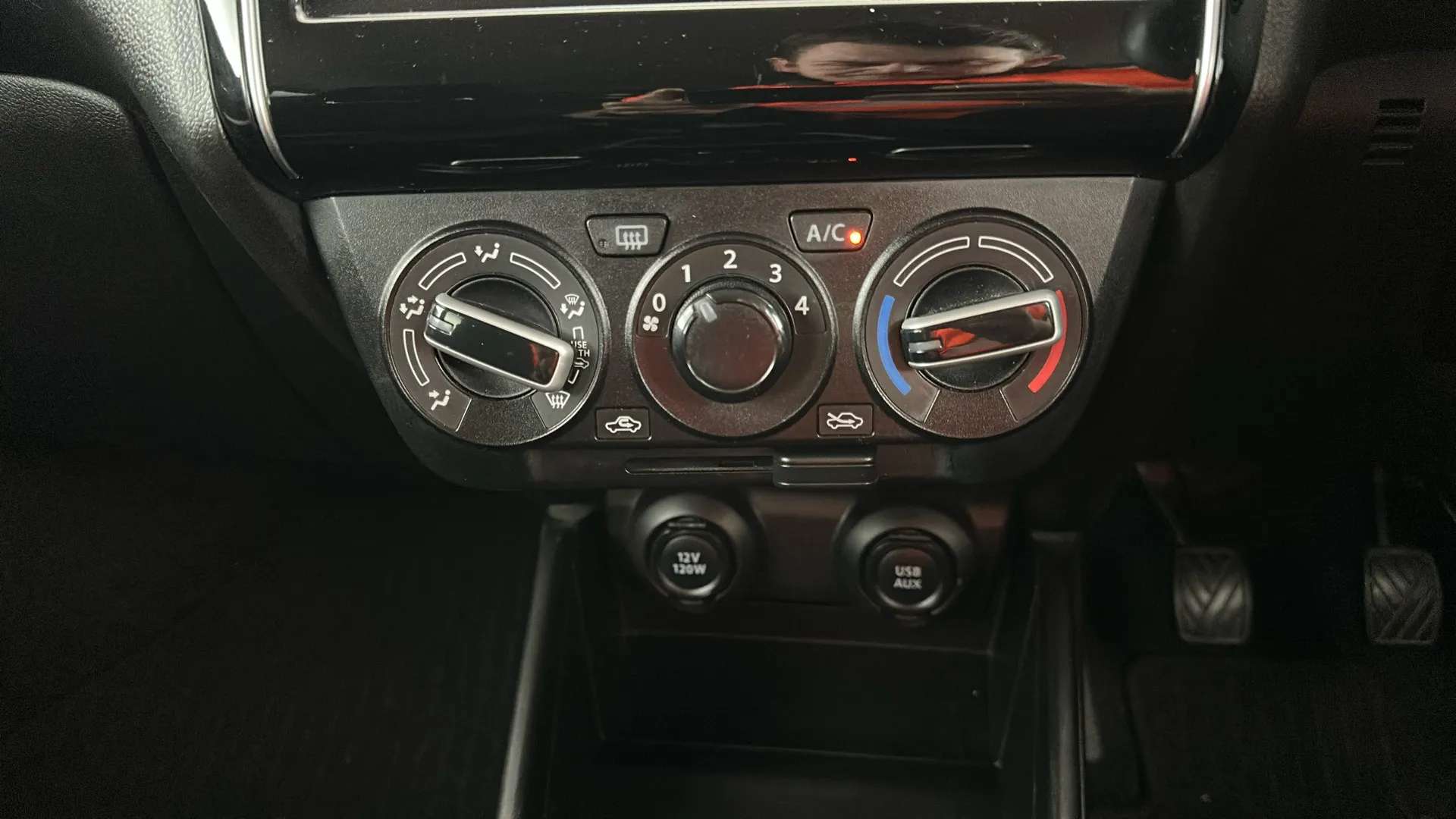 2022 SUZUKI SWIFT 2022 SUZUKI SWIFT