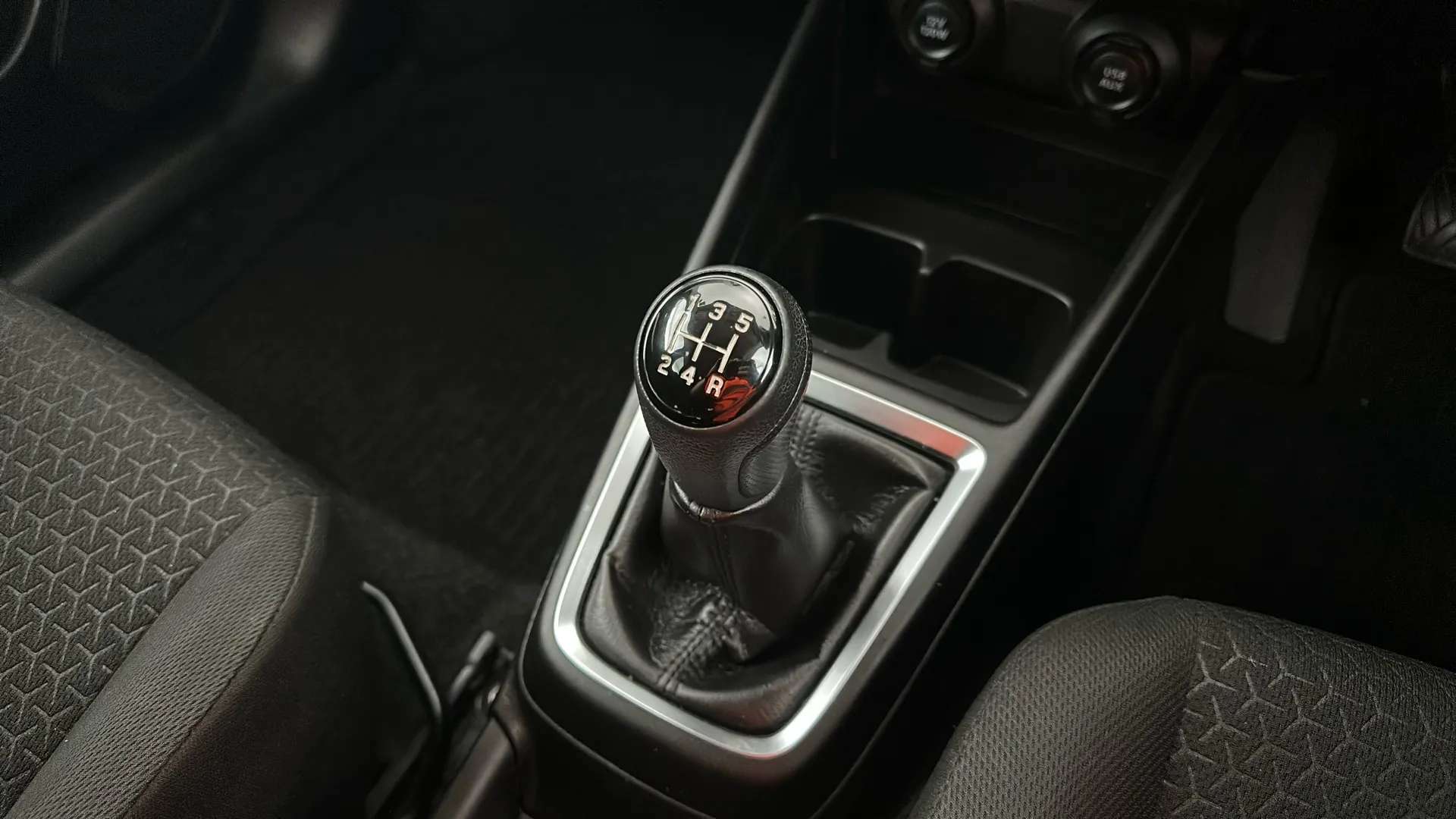 2022 SUZUKI SWIFT 2022 SUZUKI SWIFT