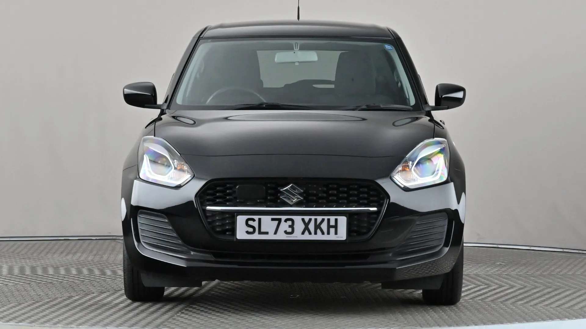 A 2023 SUZUKI SWIFT 1.2 Dualjet 83 12V Hybrid SZ-L A 2023 SUZUKI SWIFT 1.2 Dualjet 83 12V Hybrid SZ-L