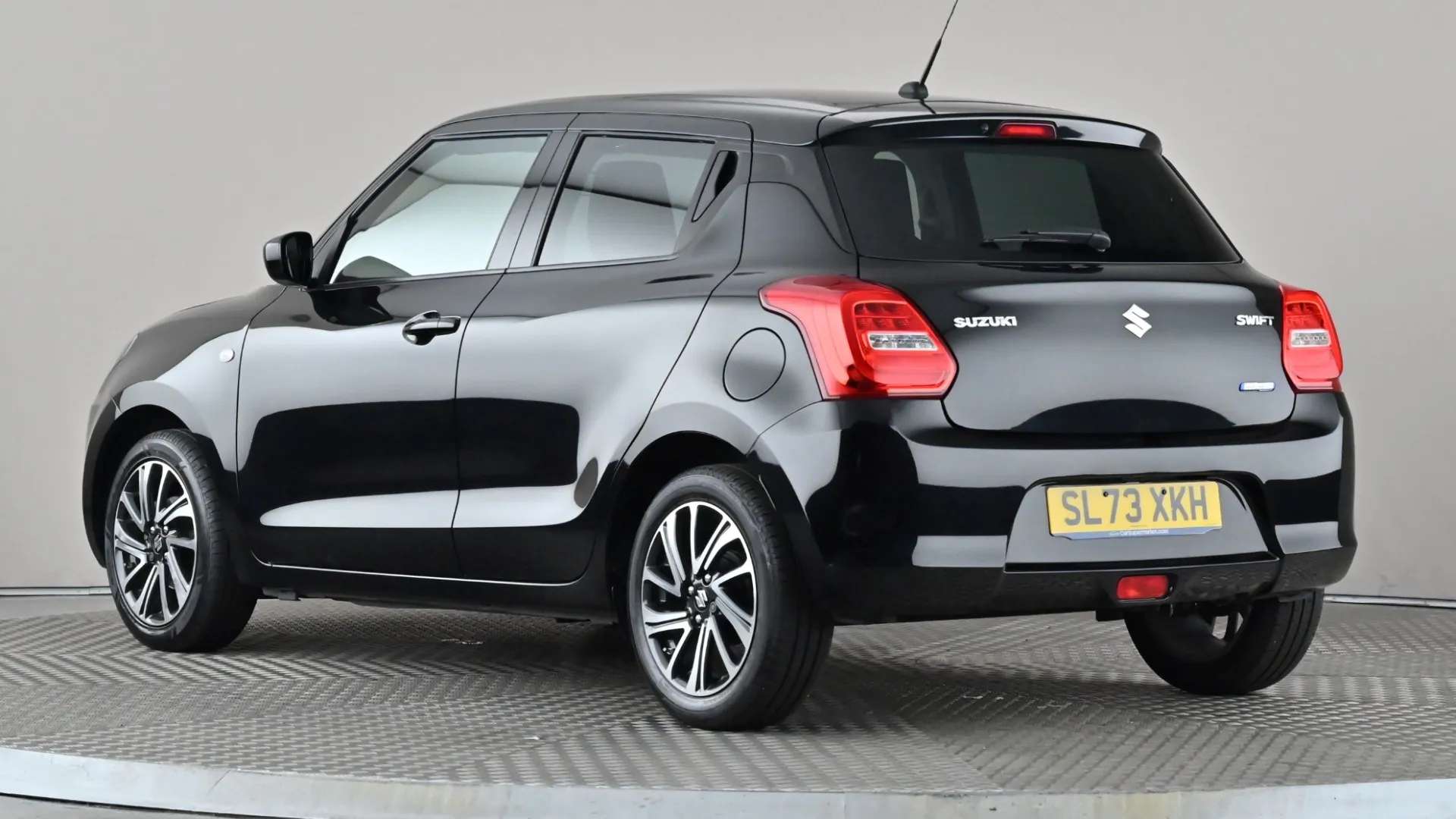 A 2023 SUZUKI SWIFT 1.2 Dualjet 83 12V Hybrid SZ-L A 2023 SUZUKI SWIFT 1.2 Dualjet 83 12V Hybrid SZ-L