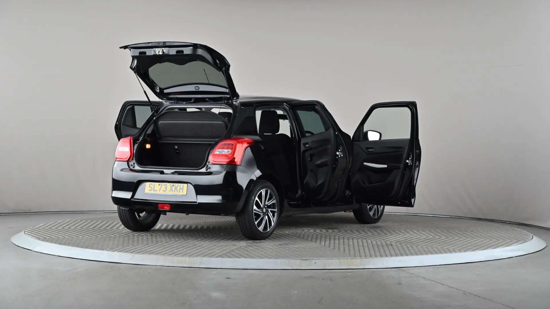 2023 SUZUKI SWIFT 2023 SUZUKI SWIFT