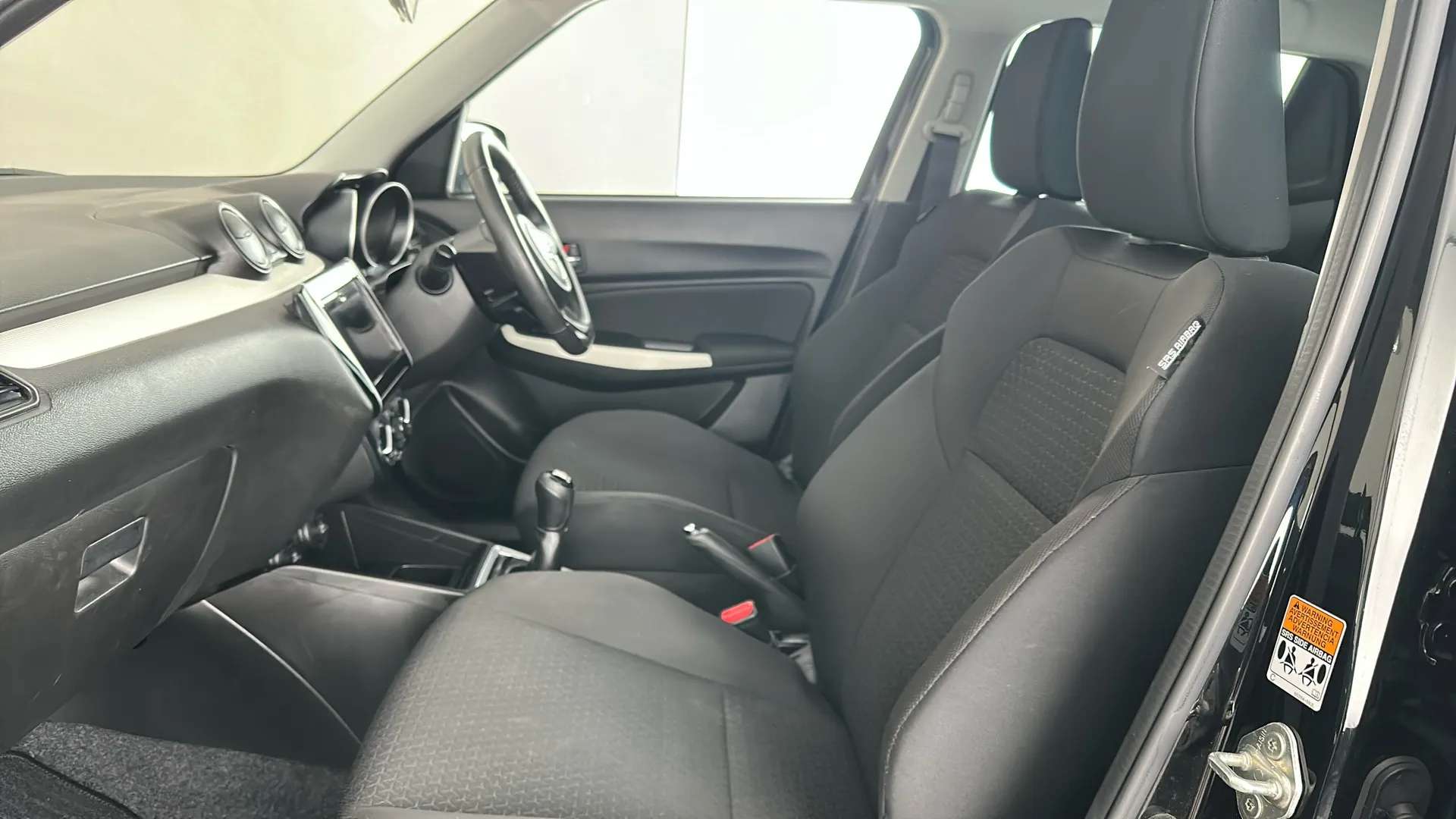 2023 SUZUKI SWIFT 2023 SUZUKI SWIFT