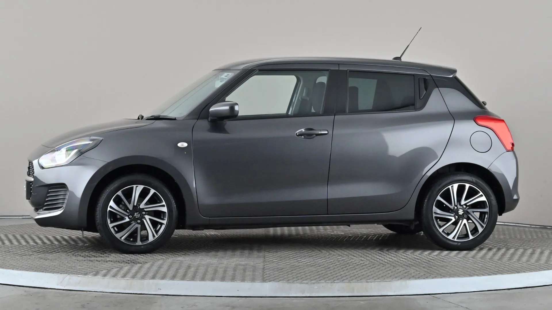 A 2023 SUZUKI SWIFT 1.2 Dualjet 83 12V Hybrid SZ-L A 2023 SUZUKI SWIFT 1.2 Dualjet 83 12V Hybrid SZ-L