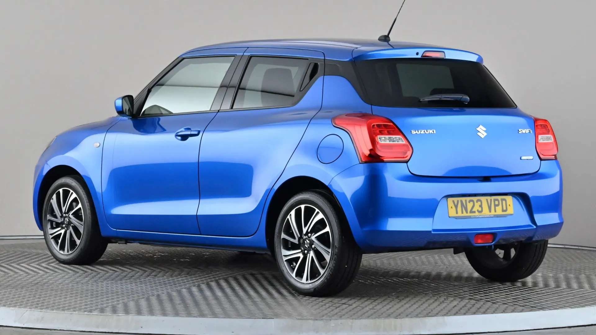 A 2023 SUZUKI SWIFT 1.2 Dualjet 83 12V Hybrid SZ-L A 2023 SUZUKI SWIFT 1.2 Dualjet 83 12V Hybrid SZ-L