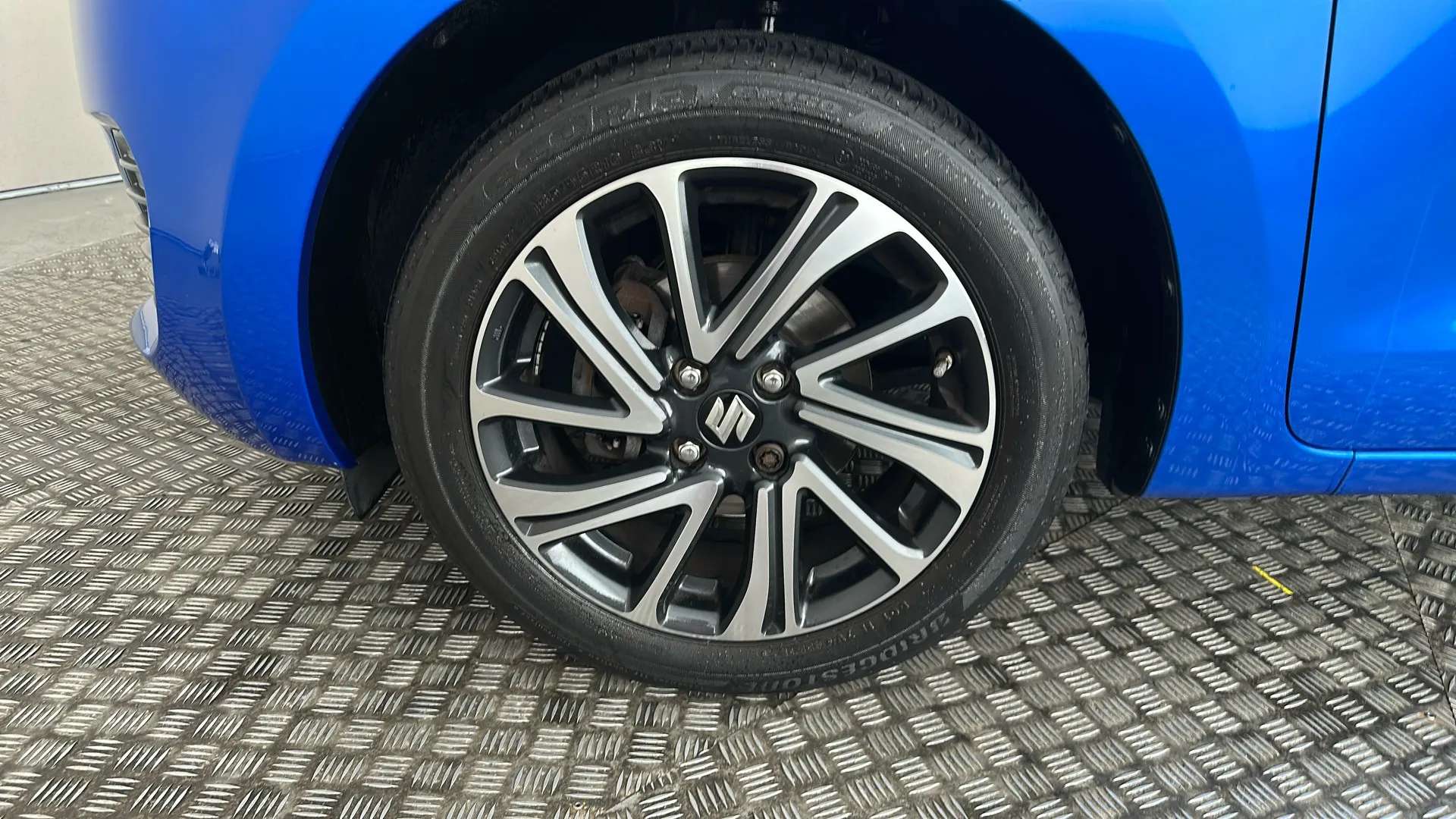 2023 SUZUKI SWIFT 2023 SUZUKI SWIFT
