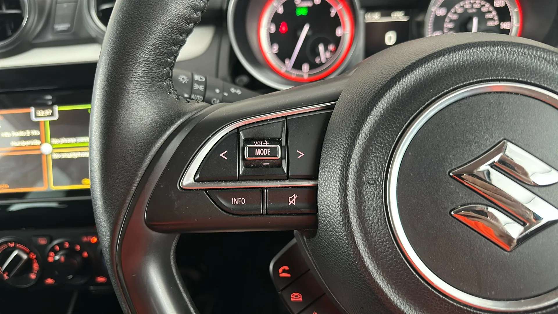 2023 SUZUKI SWIFT 2023 SUZUKI SWIFT