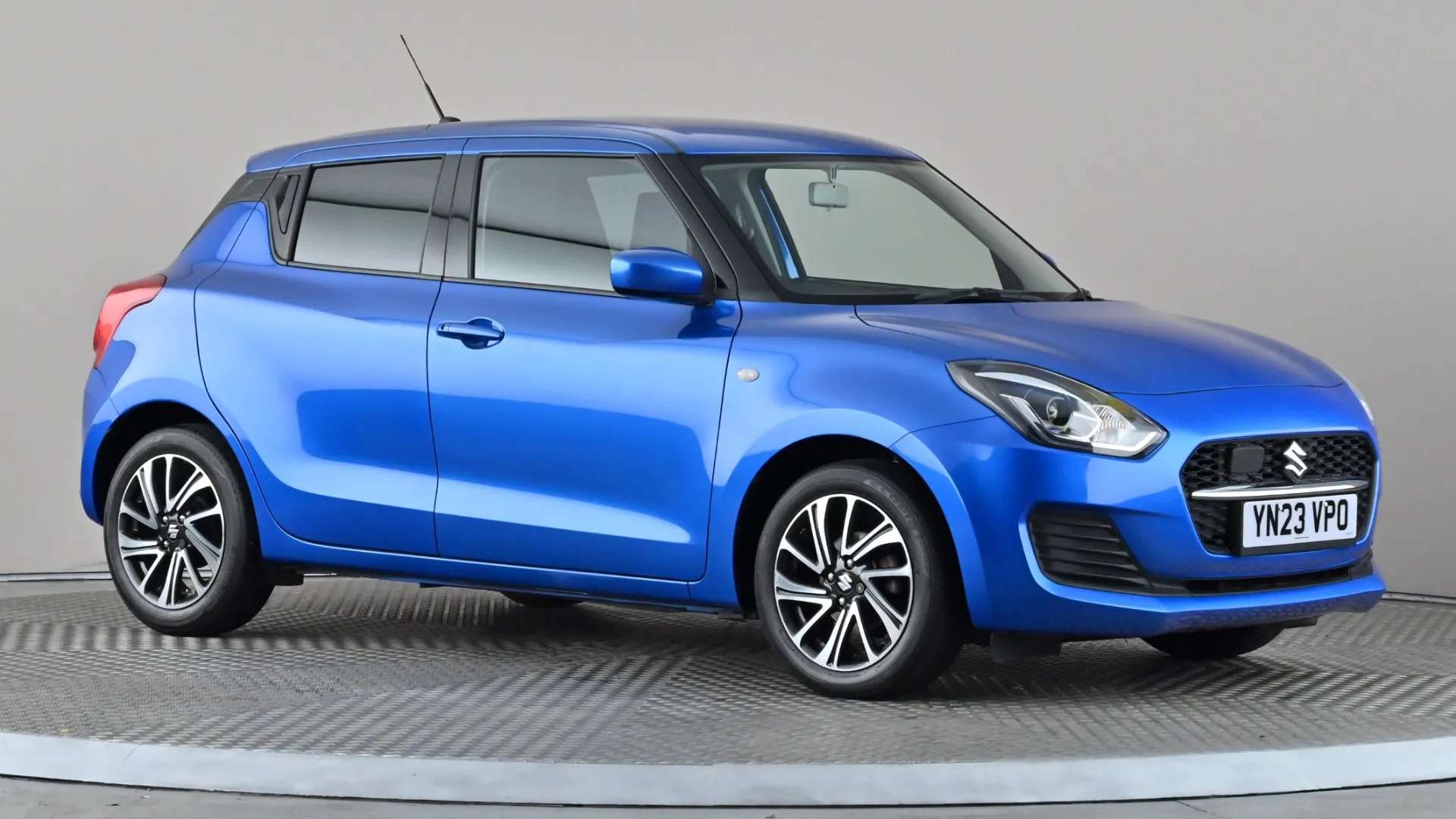 A 2023 SUZUKI SWIFT 1.2 Dualjet 83 12V Hybrid SZ-L A 2023 SUZUKI SWIFT 1.2 Dualjet 83 12V Hybrid SZ-L