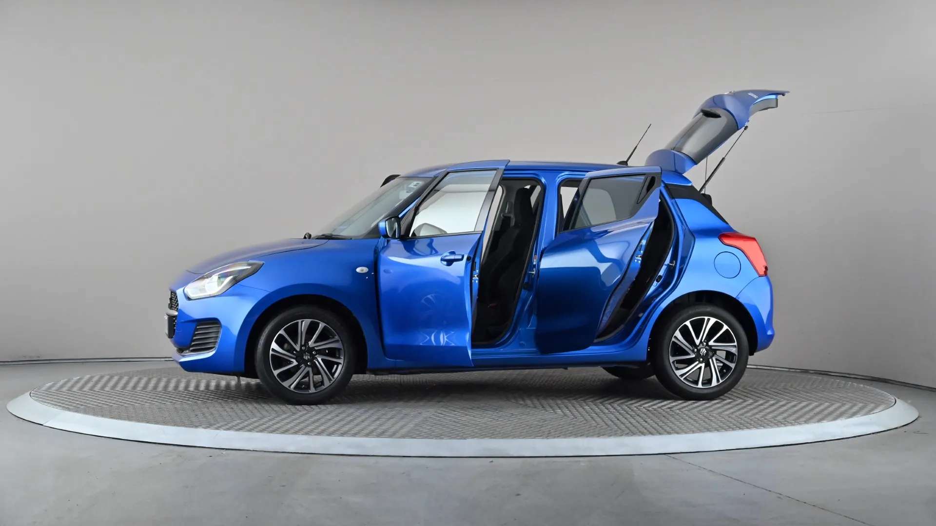 2023 SUZUKI SWIFT 2023 SUZUKI SWIFT