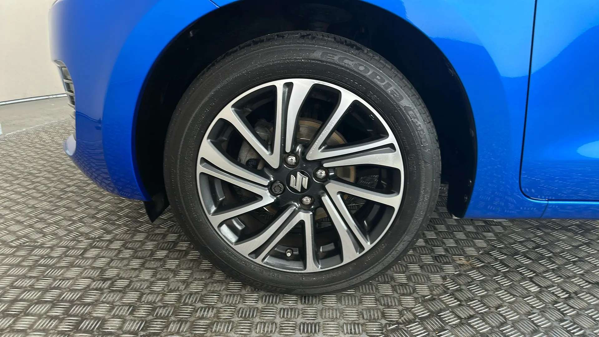 2023 SUZUKI SWIFT 2023 SUZUKI SWIFT