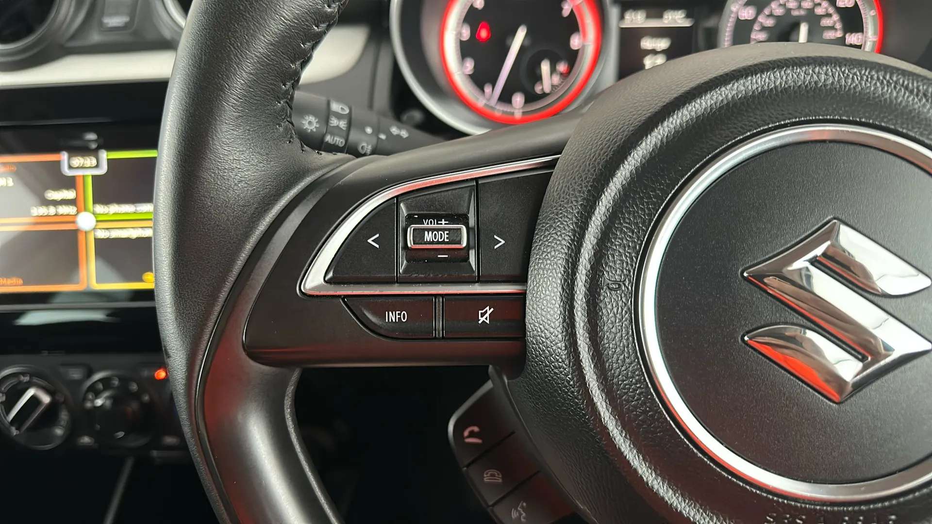 2023 SUZUKI SWIFT 2023 SUZUKI SWIFT