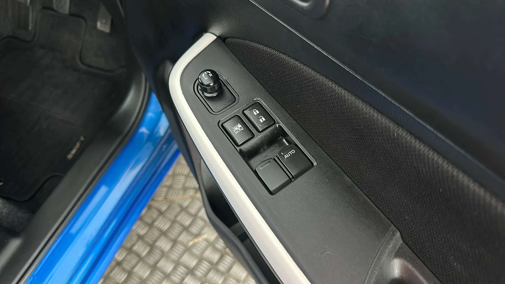 2023 SUZUKI SWIFT 2023 SUZUKI SWIFT
