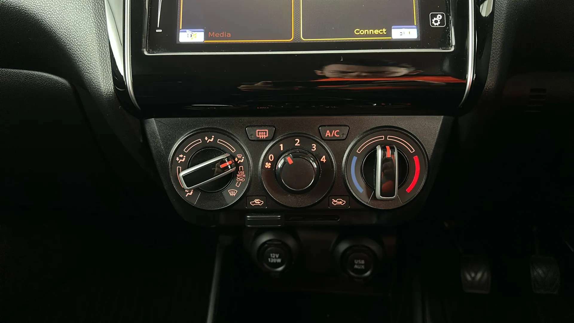 2023 SUZUKI SWIFT 2023 SUZUKI SWIFT