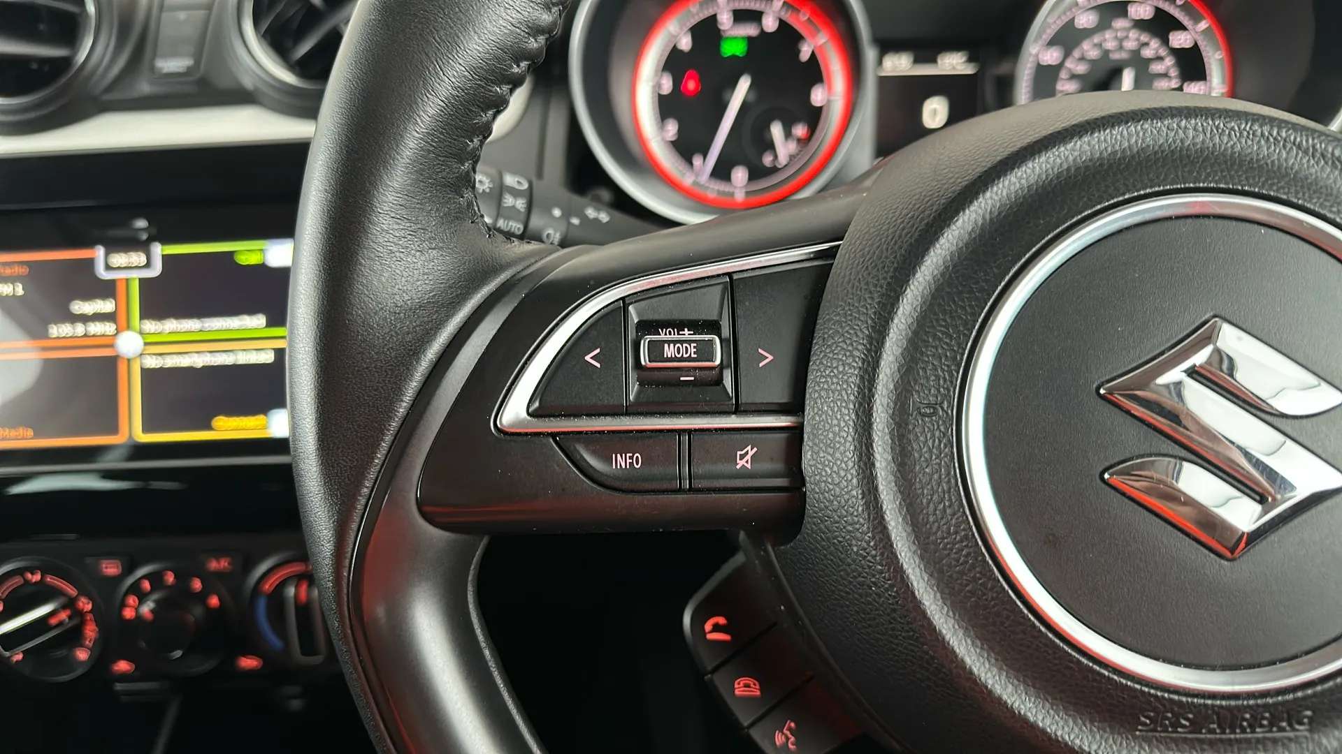 2023 SUZUKI SWIFT 2023 SUZUKI SWIFT