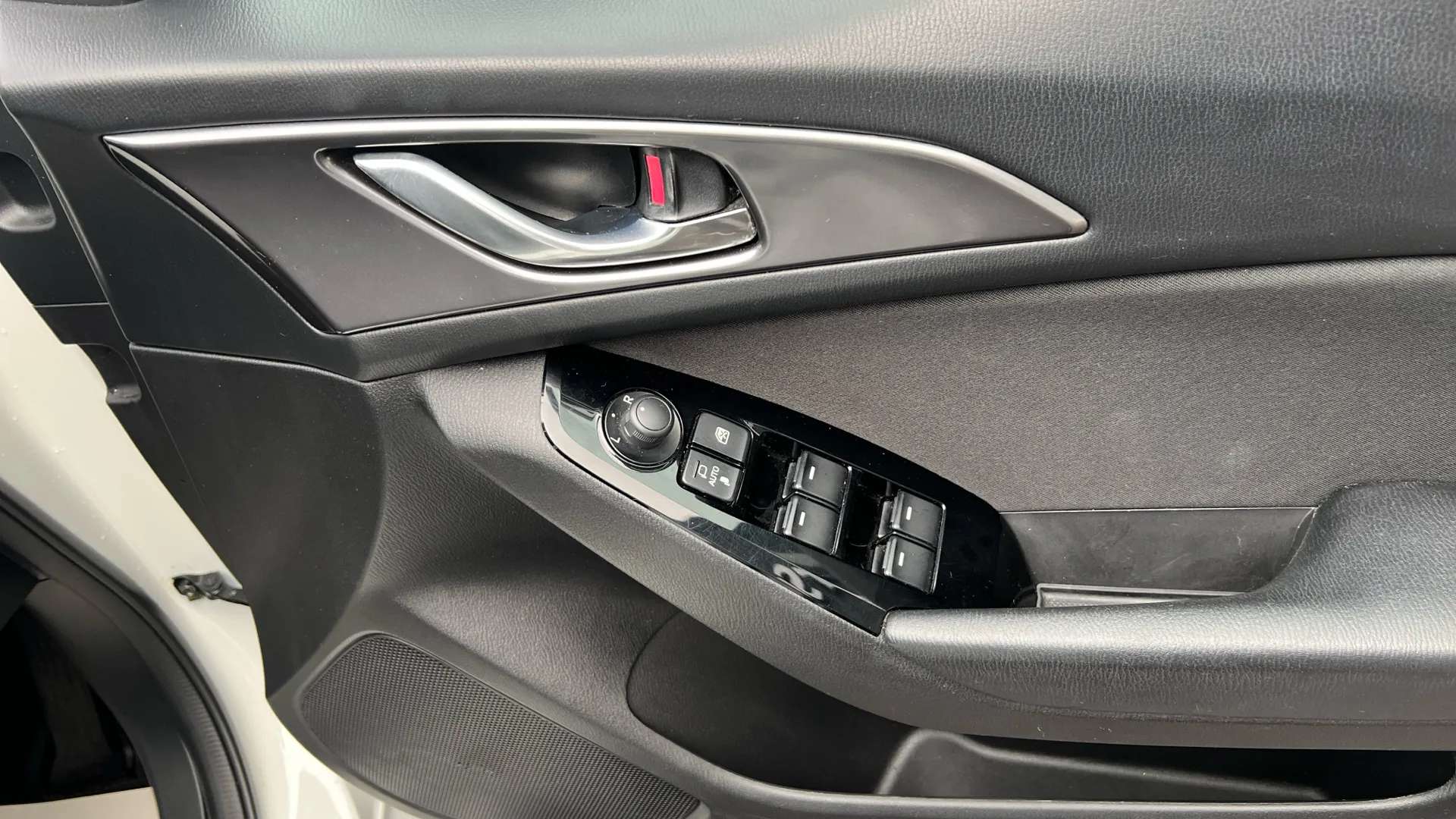 2018 MAZDA MAZDA3 2018 MAZDA MAZDA3