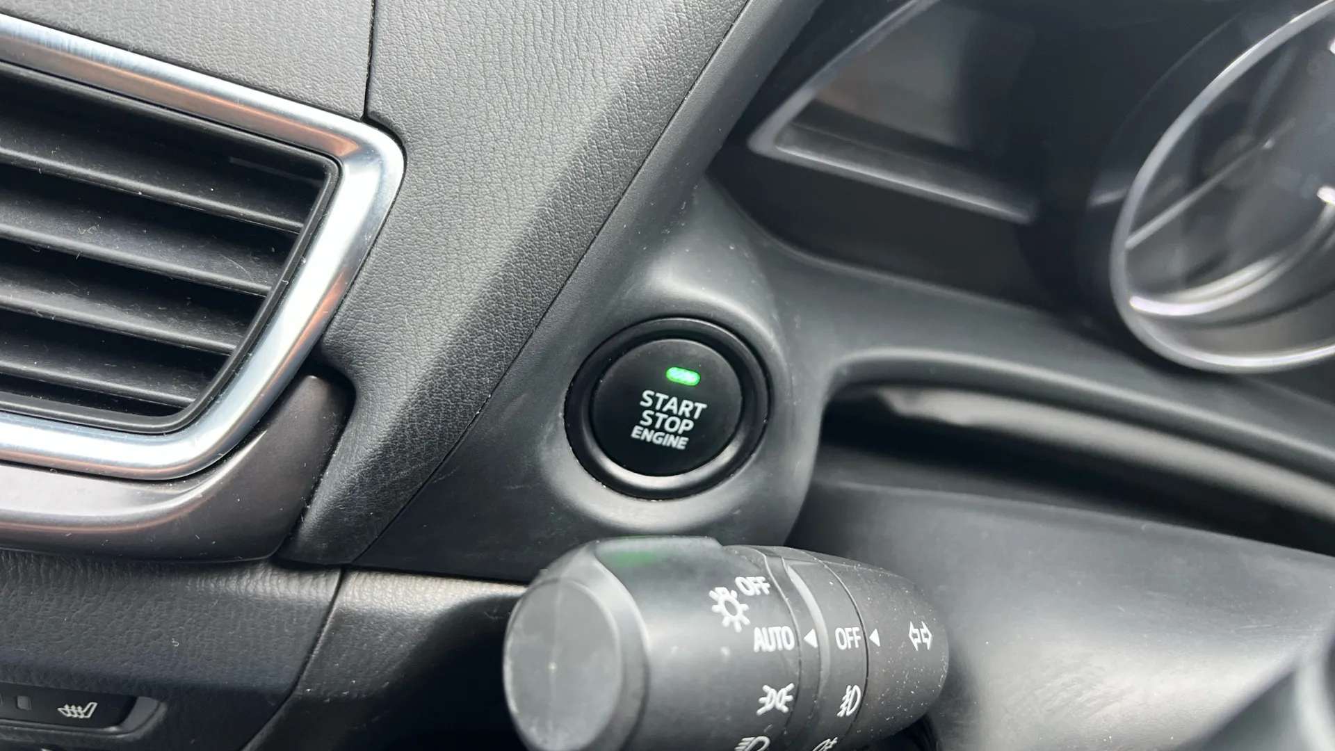 2018 MAZDA MAZDA3 2018 MAZDA MAZDA3