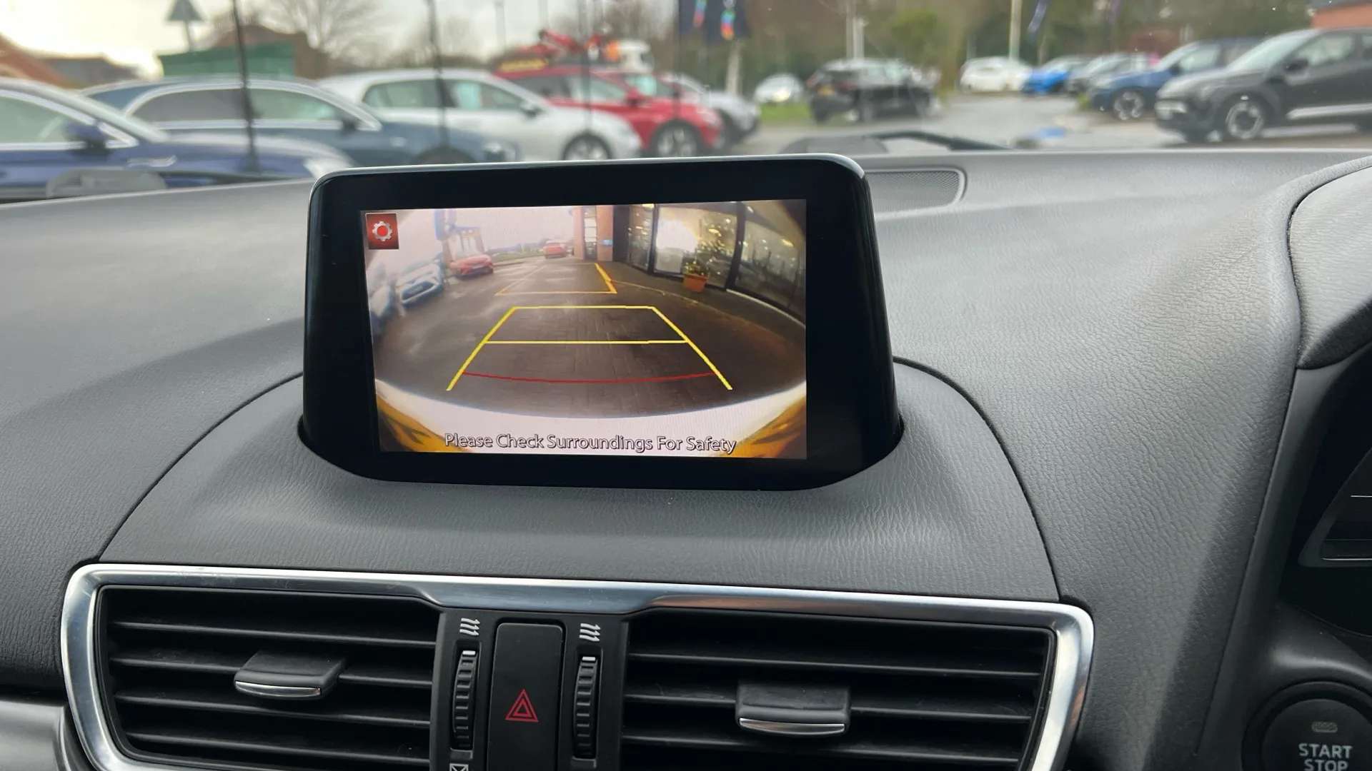 2018 MAZDA MAZDA3 2018 MAZDA MAZDA3