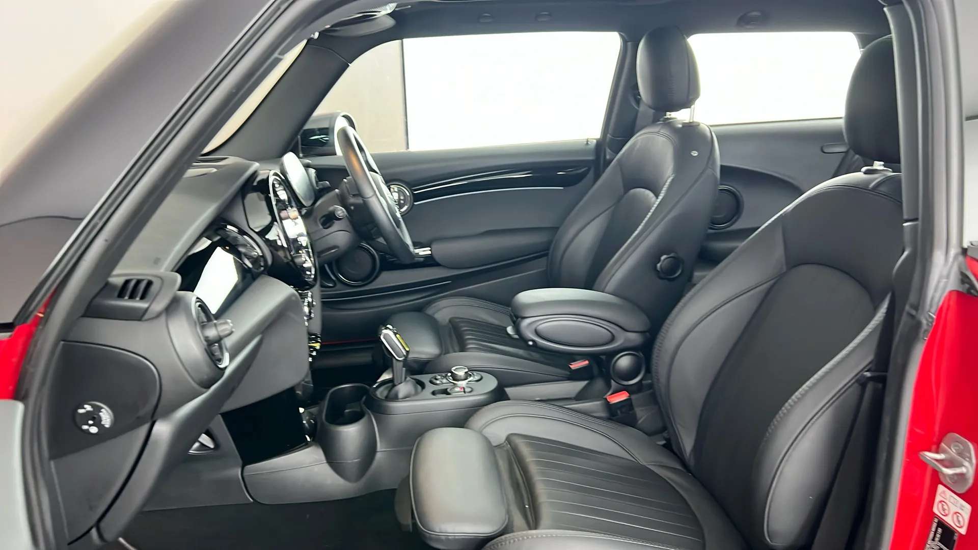 2021 MINI HATCH 2021 MINI HATCH