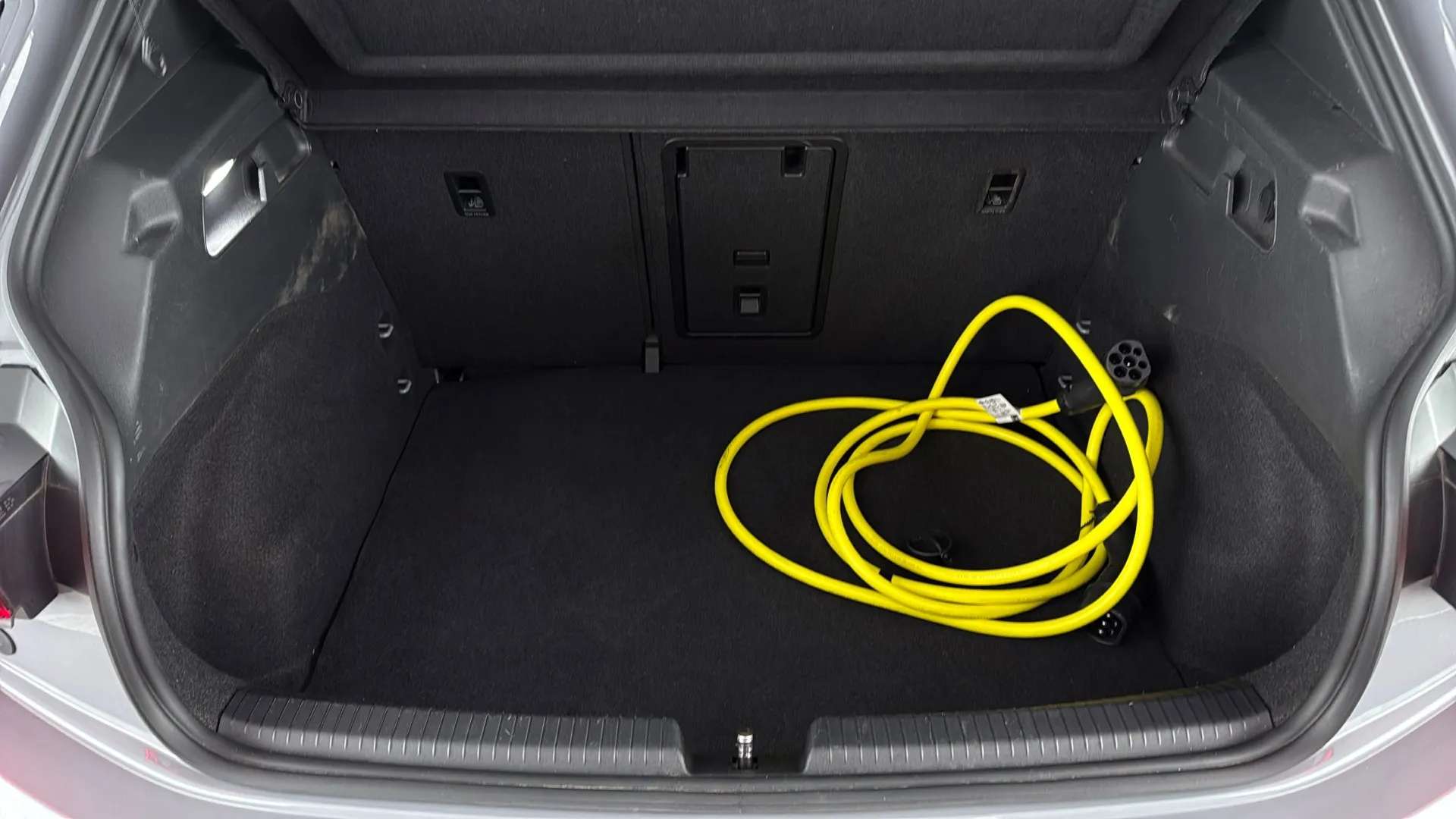 2023 CUPRA BORN 2023 CUPRA BORN