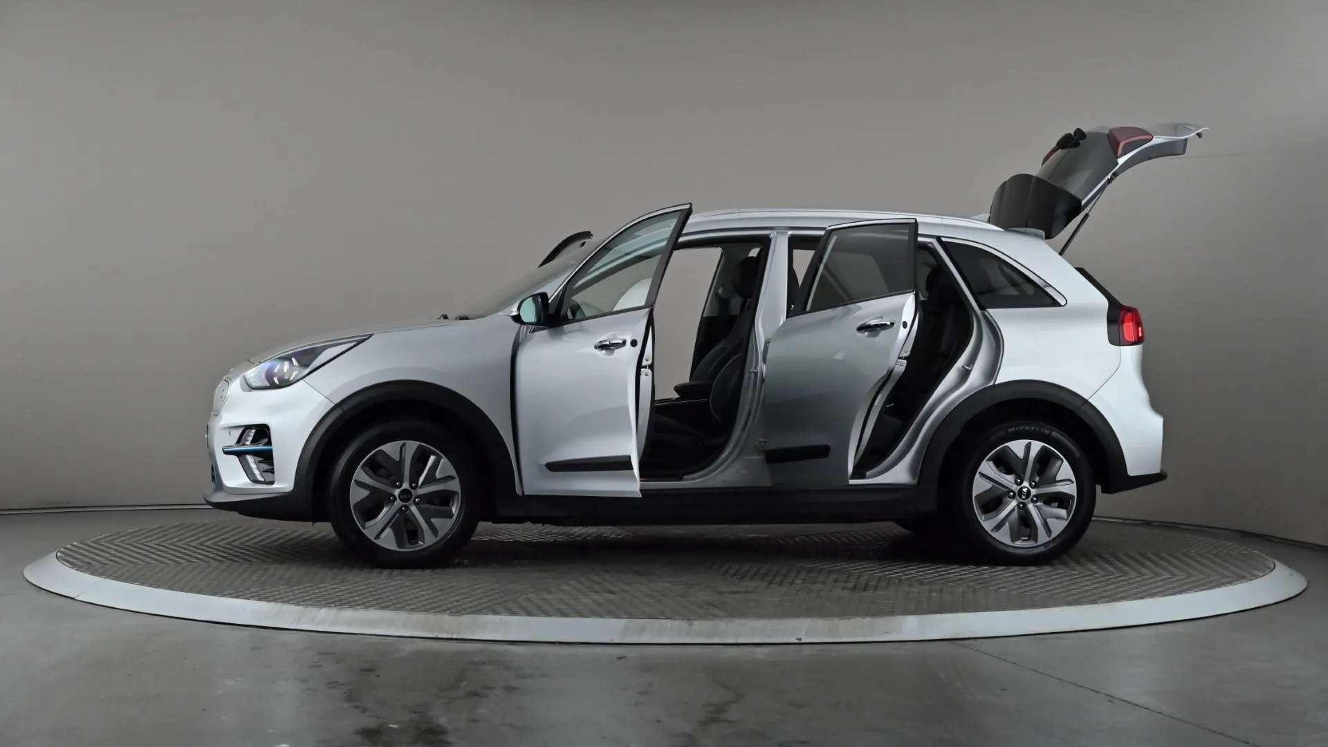2021 KIA E-NIRO 2021 KIA E-NIRO
