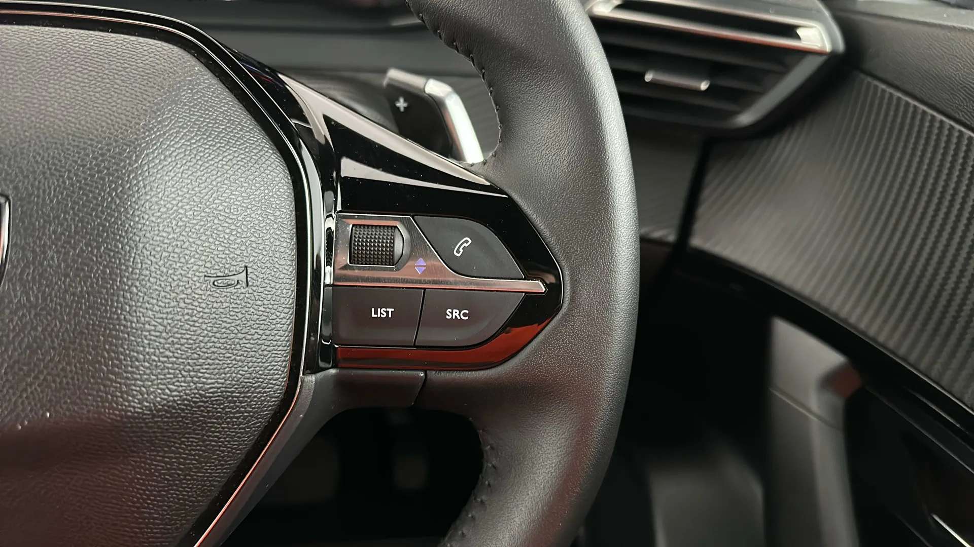 2025 PEUGEOT 2008 2025 PEUGEOT 2008