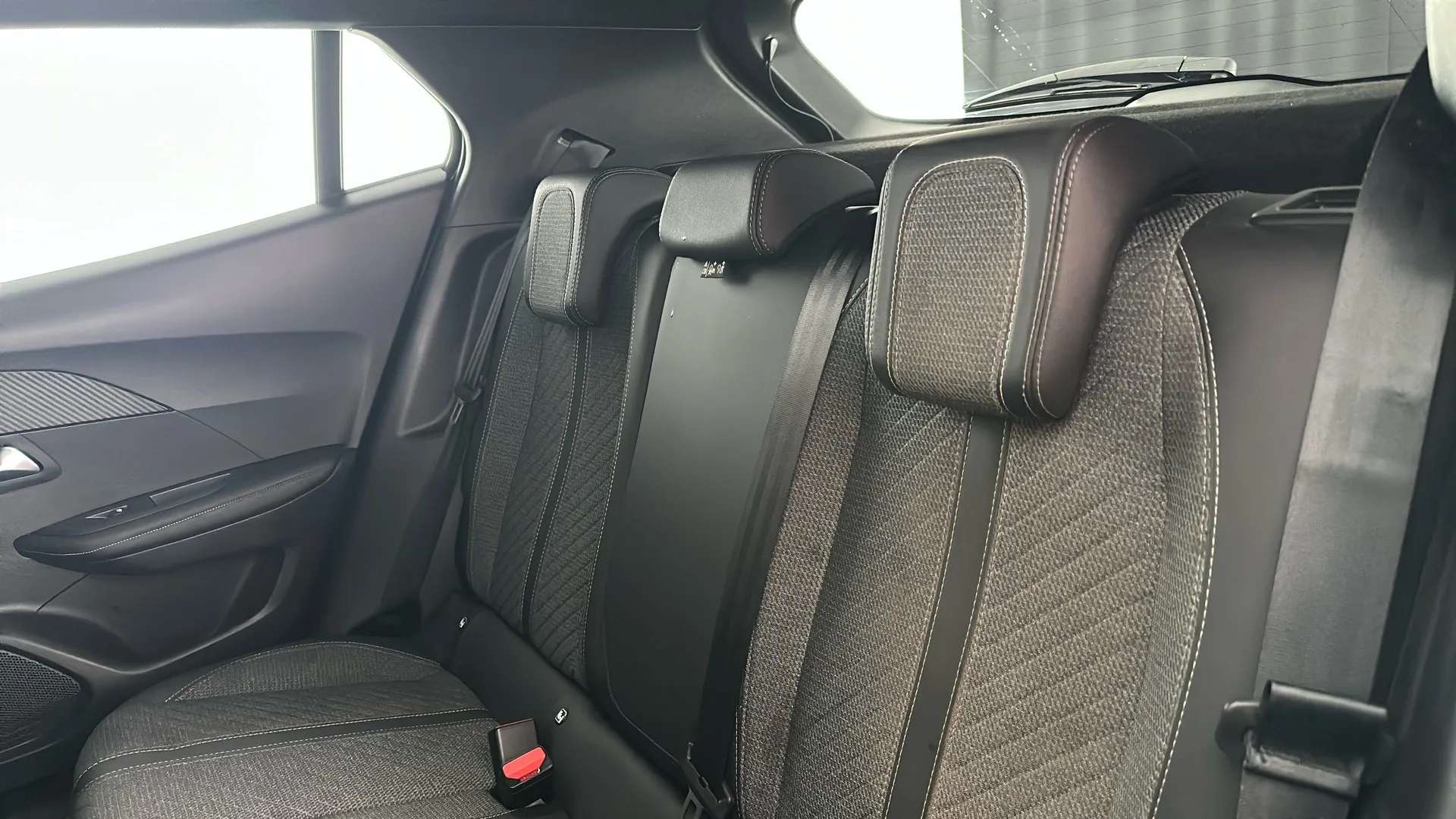 2025 PEUGEOT 2008 2025 PEUGEOT 2008