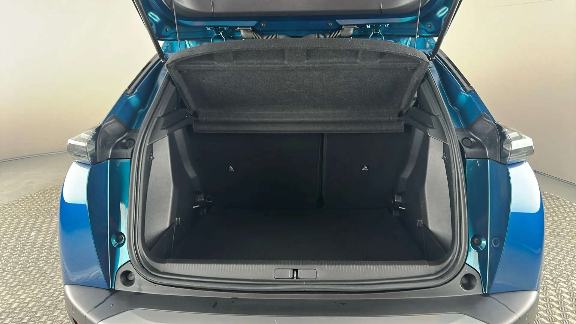 2025 PEUGEOT 2008 2025 PEUGEOT 2008