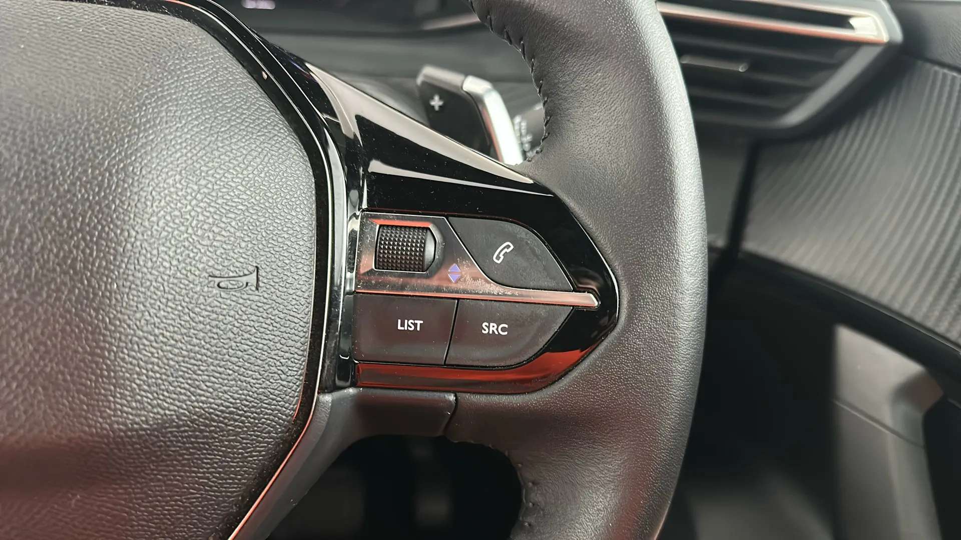 2025 PEUGEOT 2008 2025 PEUGEOT 2008