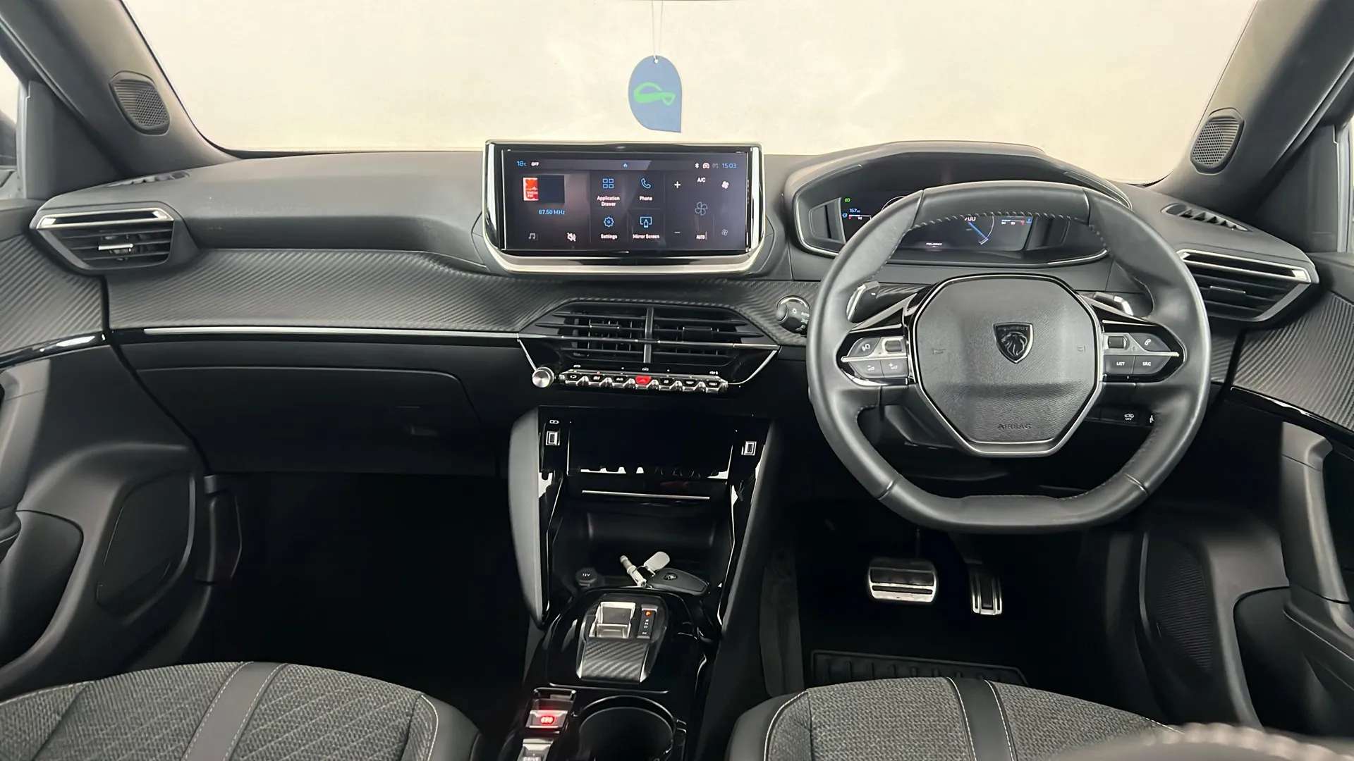 2024 PEUGEOT 2008 2024 PEUGEOT 2008