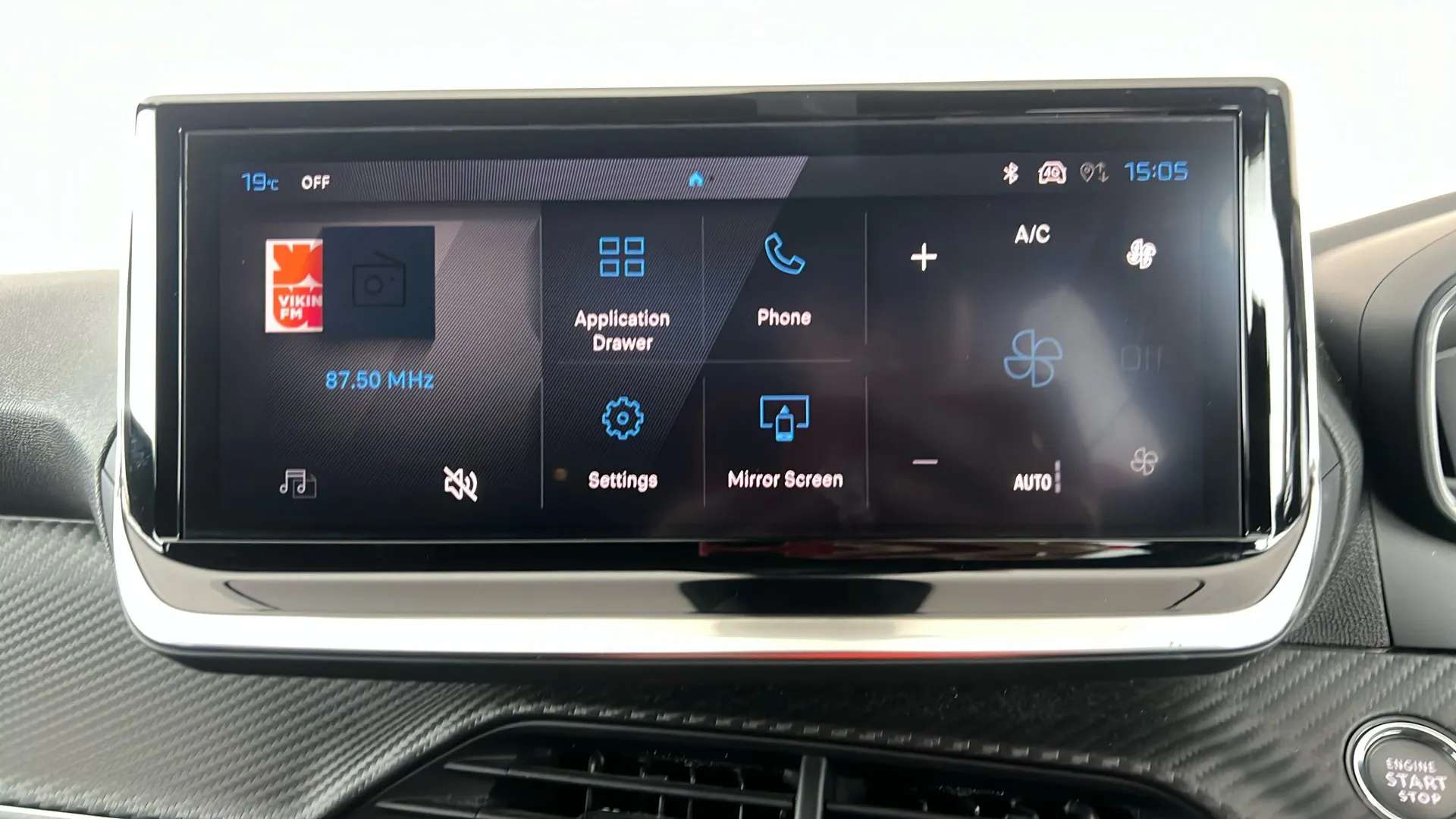 2024 PEUGEOT 2008 2024 PEUGEOT 2008