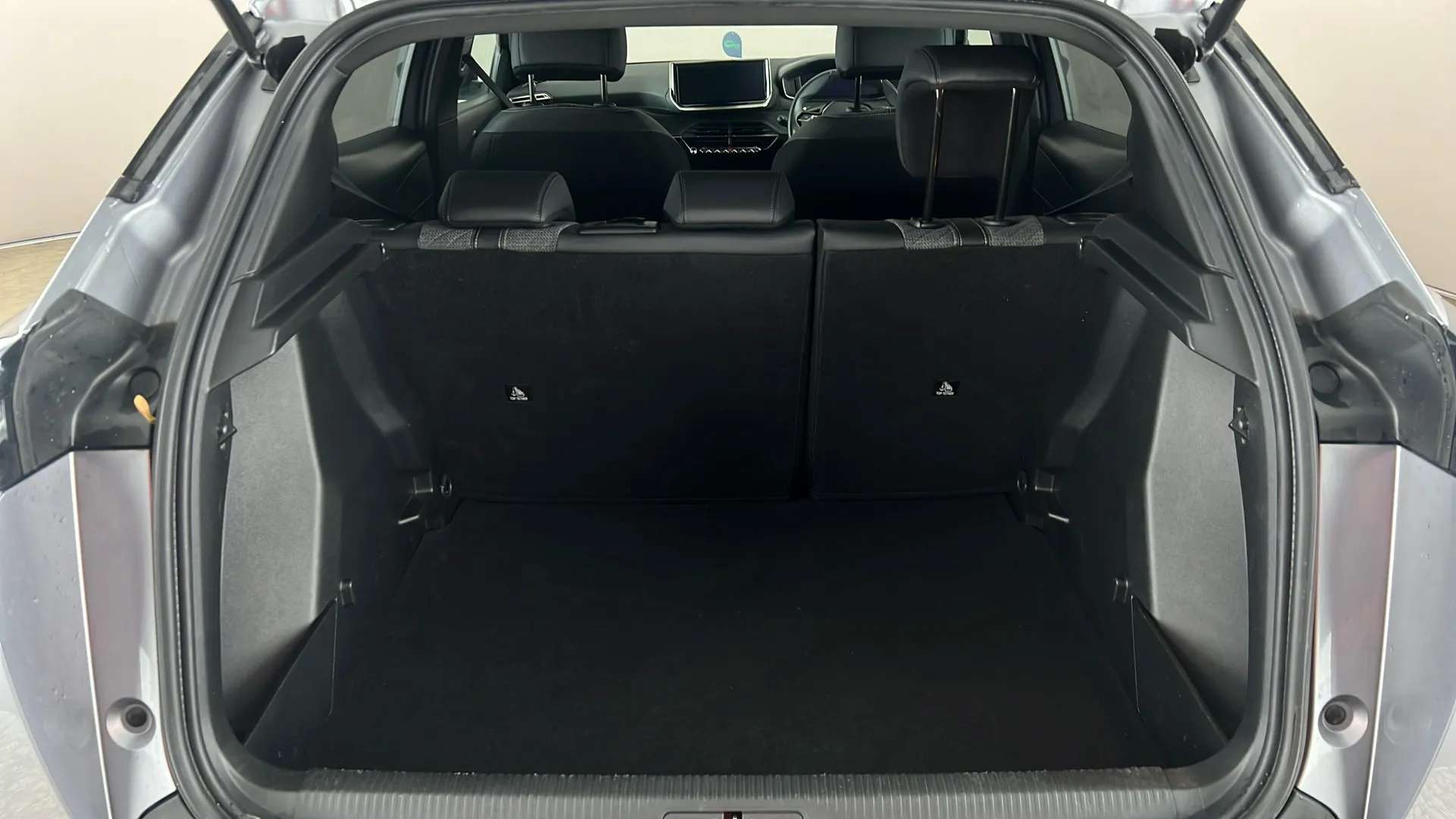 2024 PEUGEOT 2008 2024 PEUGEOT 2008