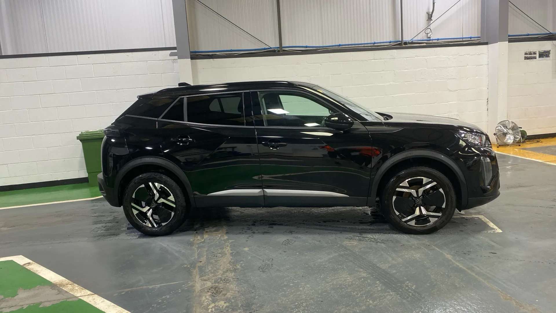 A 2024 PEUGEOT 2008 1.2 PureTech 130 Allure EAT8 A 2024 PEUGEOT 2008 1.2 PureTech 130 Allure EAT8