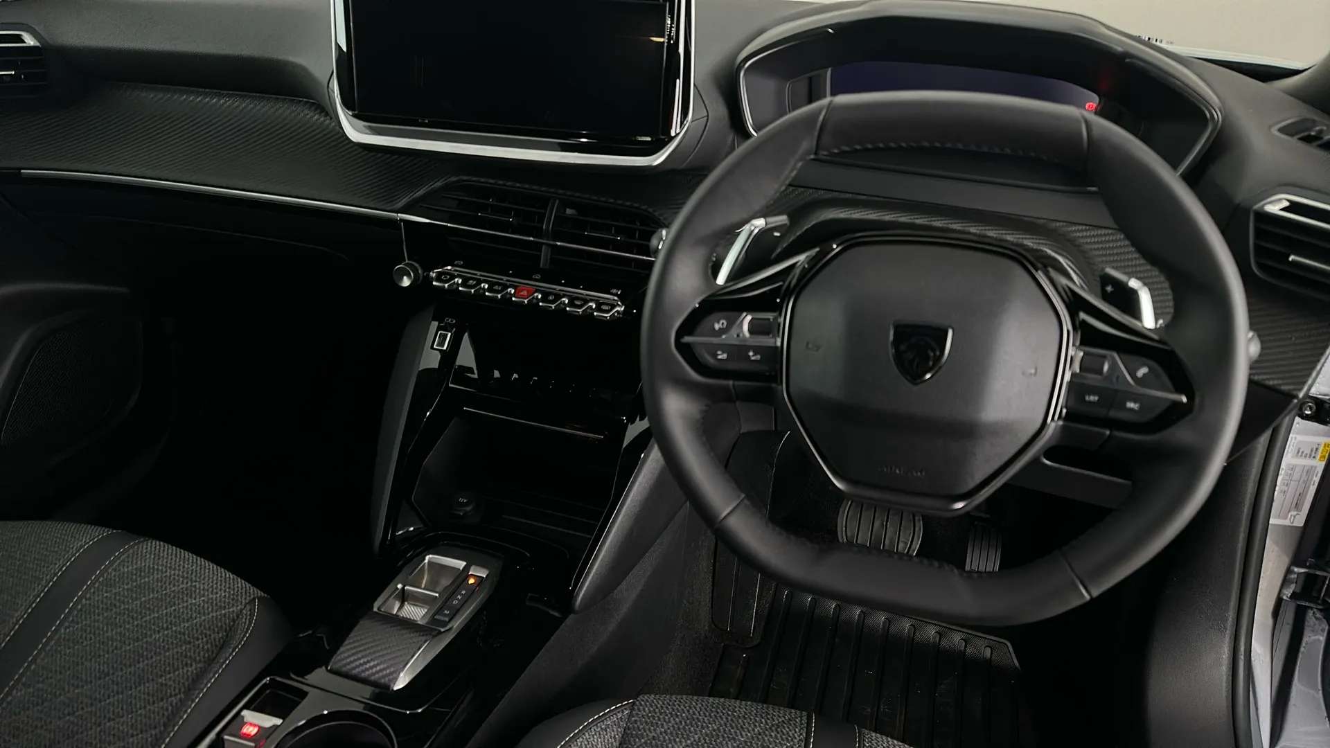 2024 PEUGEOT 2008 2024 PEUGEOT 2008