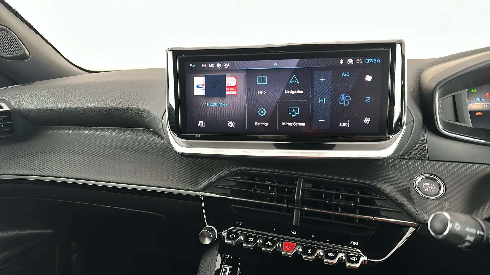 2024 PEUGEOT 2008 2024 PEUGEOT 2008