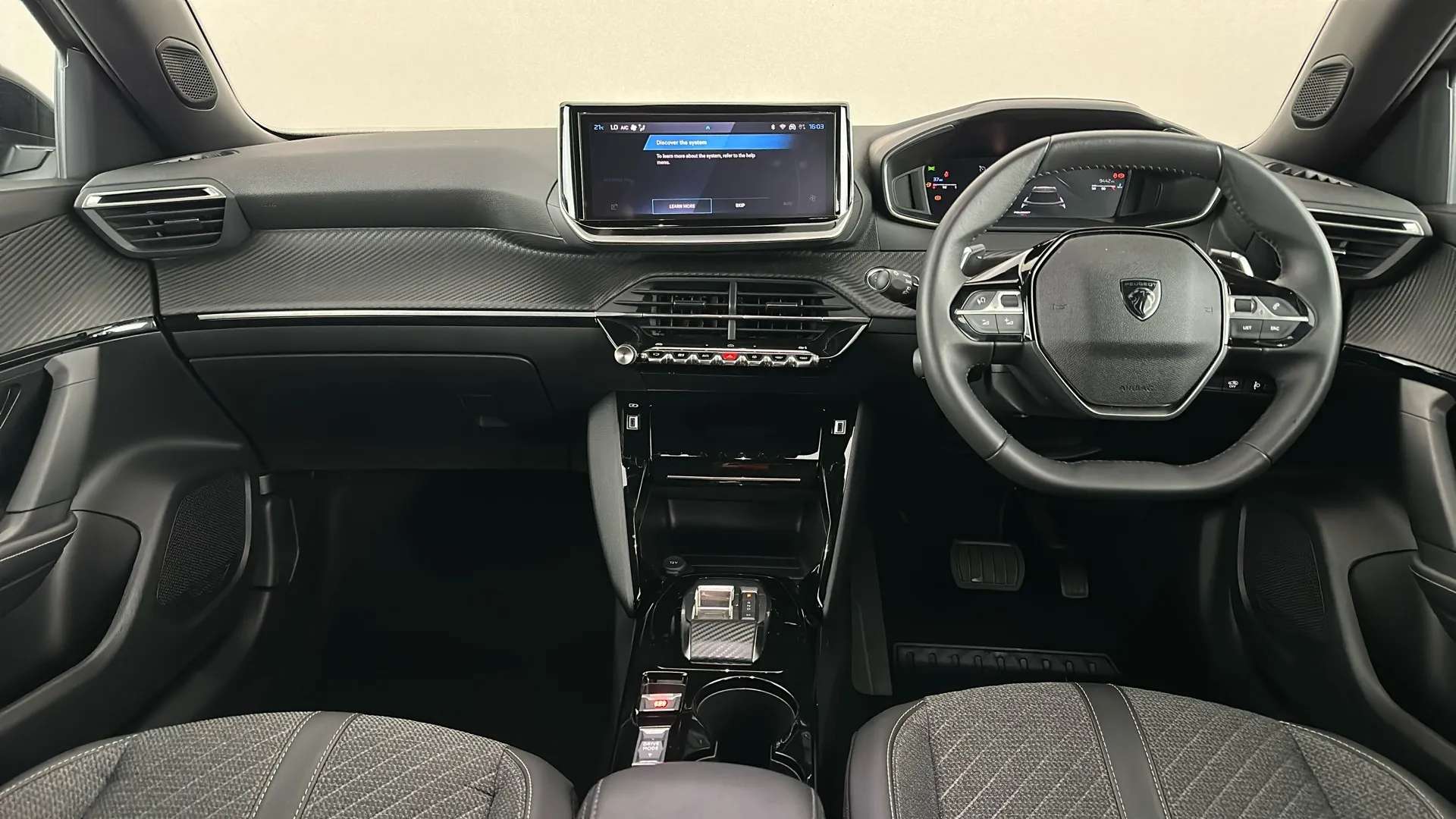 2025 PEUGEOT 2008 2025 PEUGEOT 2008