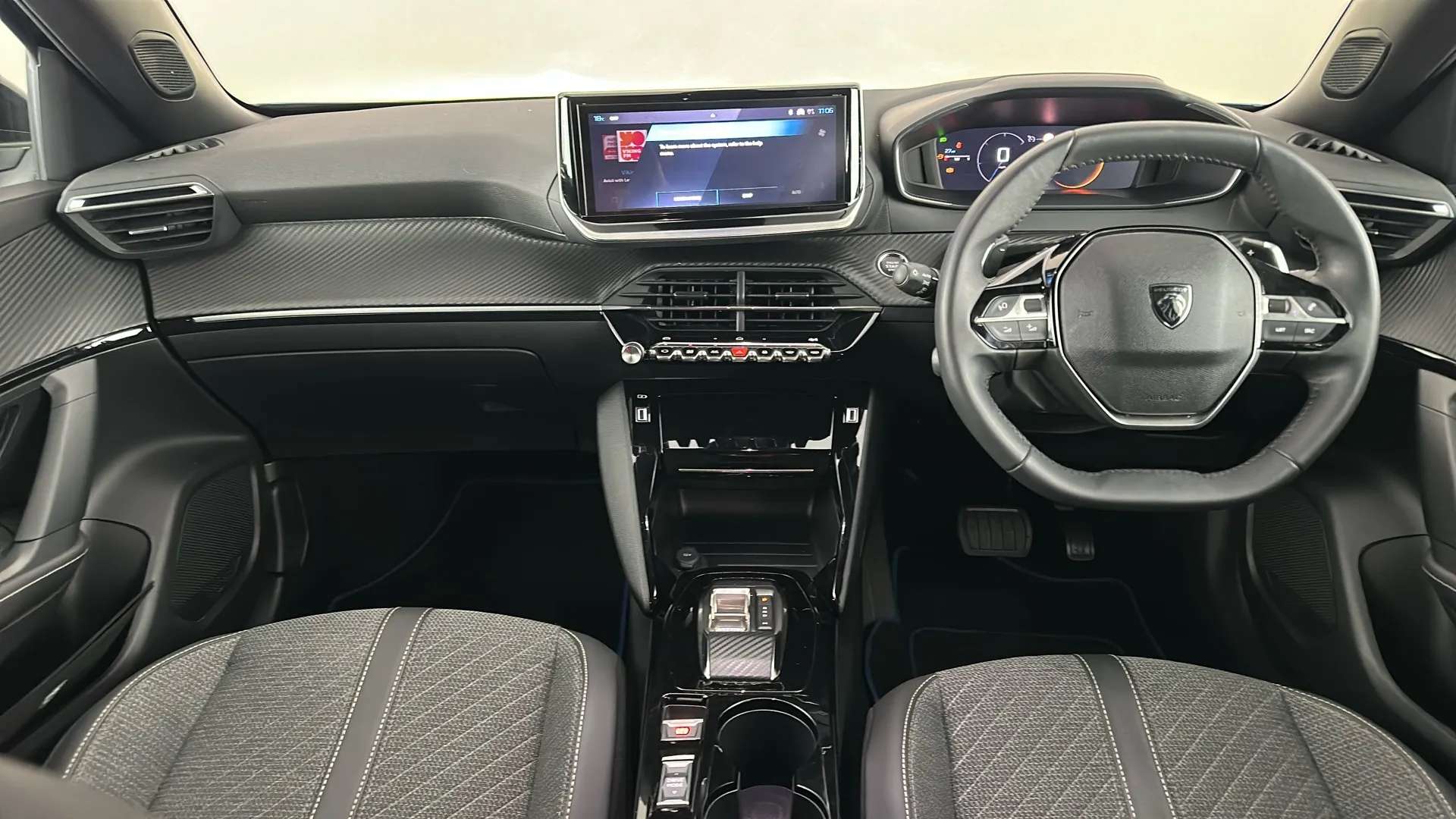 2025 PEUGEOT 2008 2025 PEUGEOT 2008