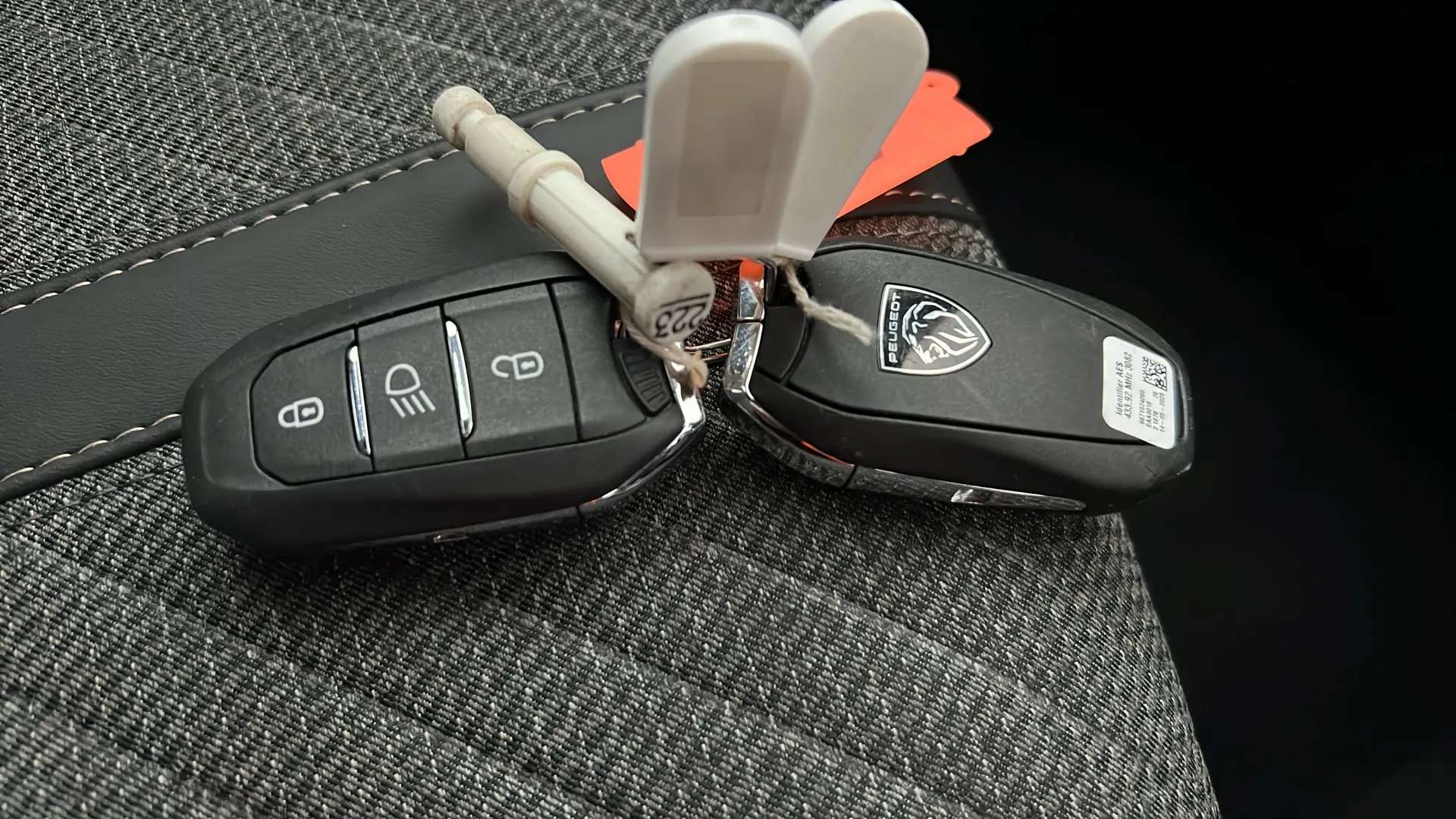 2025 PEUGEOT 2008 2025 PEUGEOT 2008